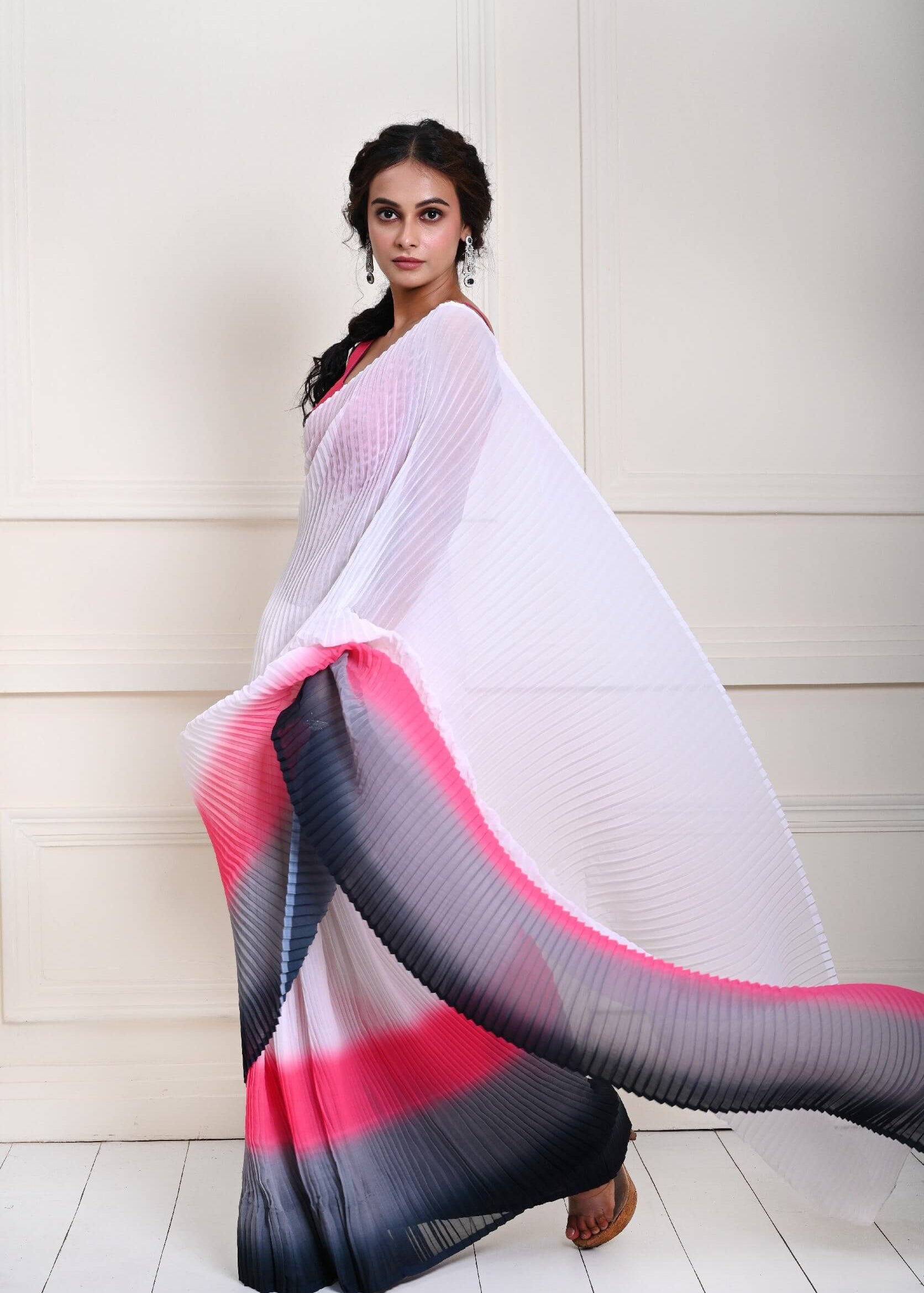 white and pink Designer Saree