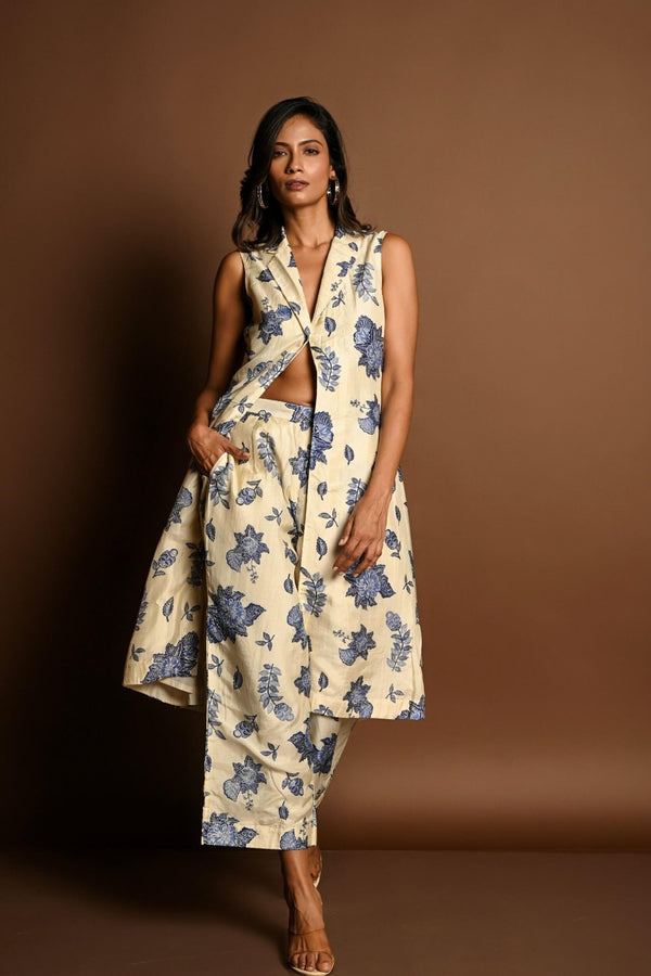 Floral long jacket with matching pant set for women