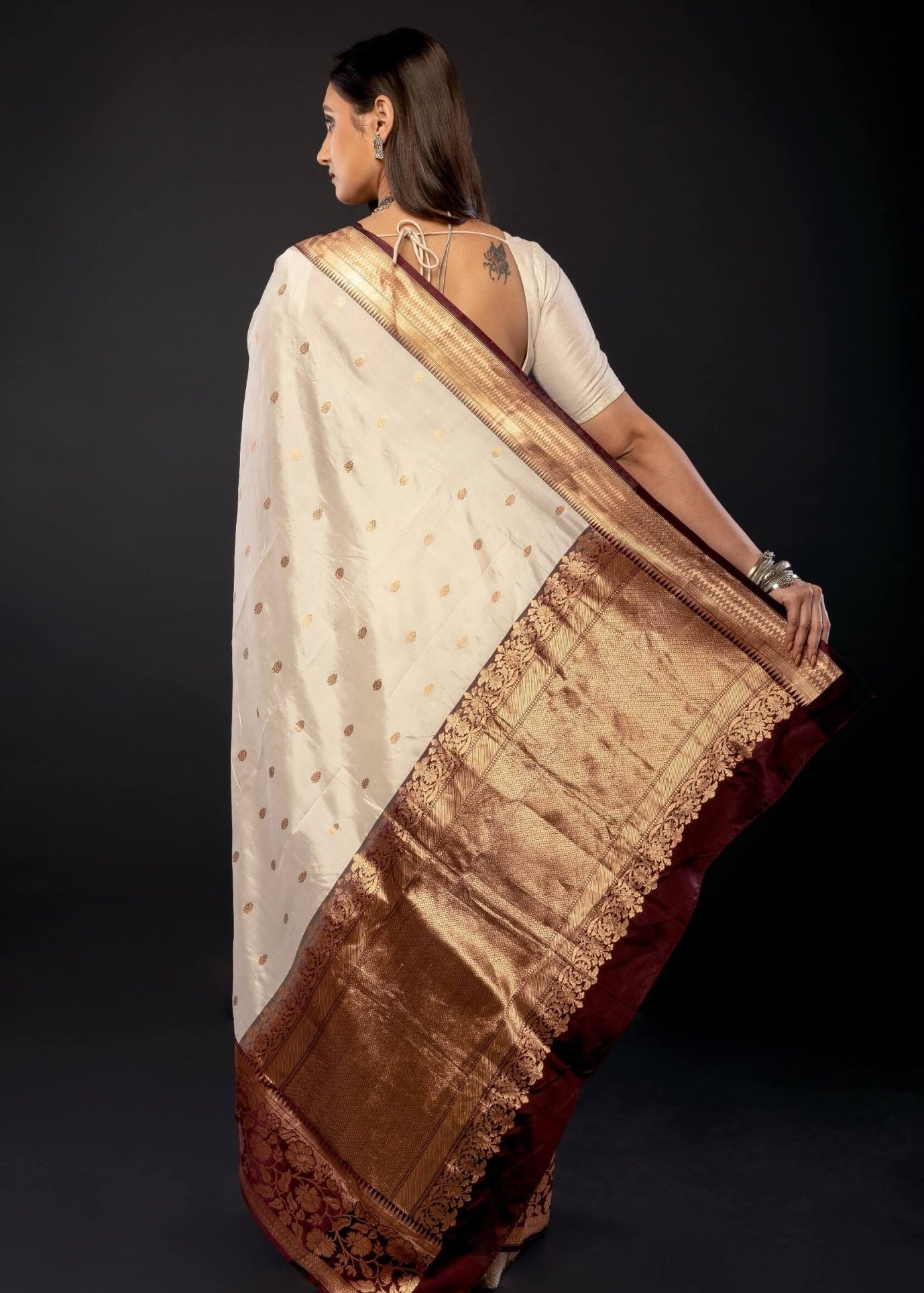 White Pure Katan Silk Saree with Contrasting Border - Anvi Couture