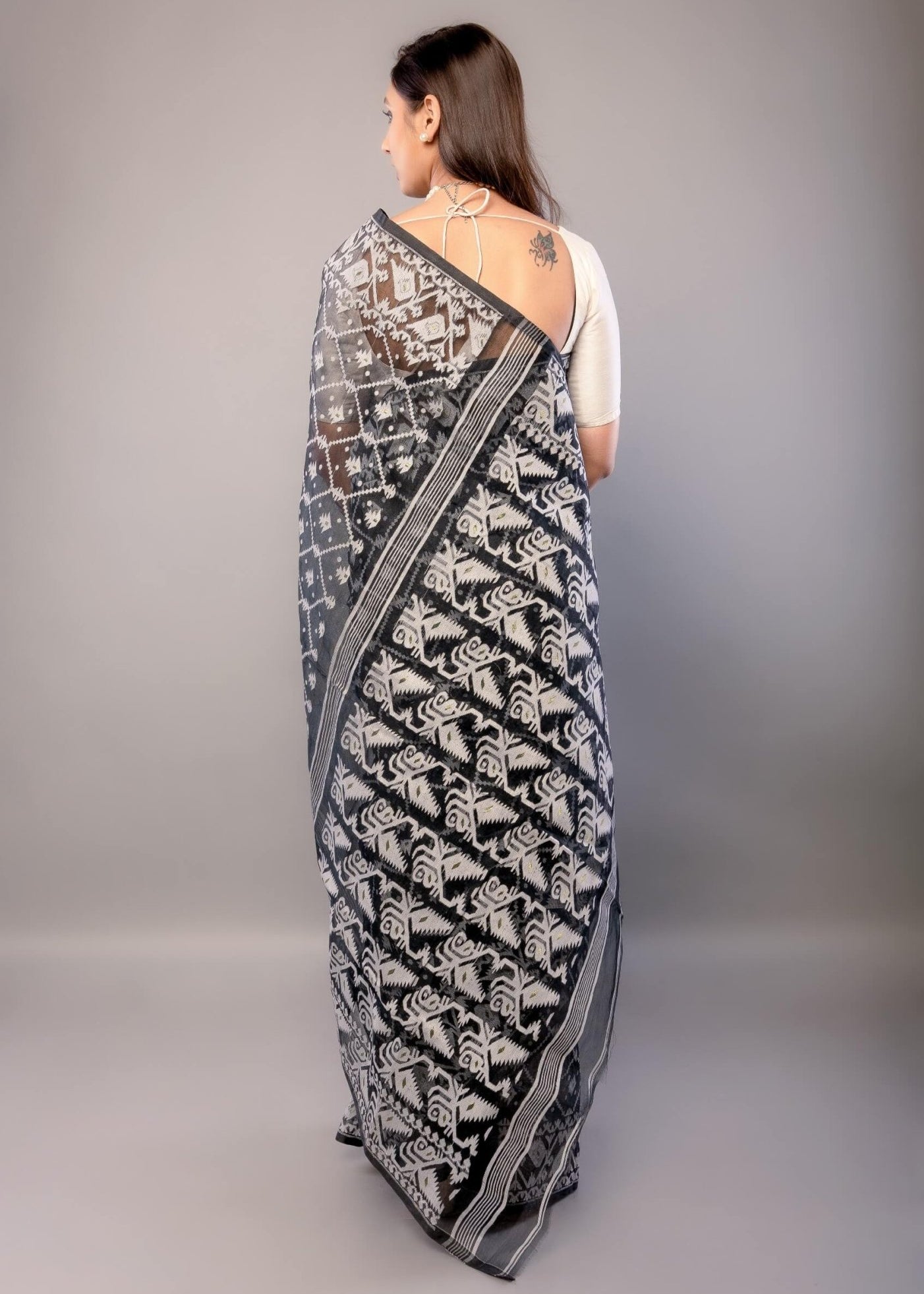 Black and White Dhakai Jamdani Saree - Anvi Couture