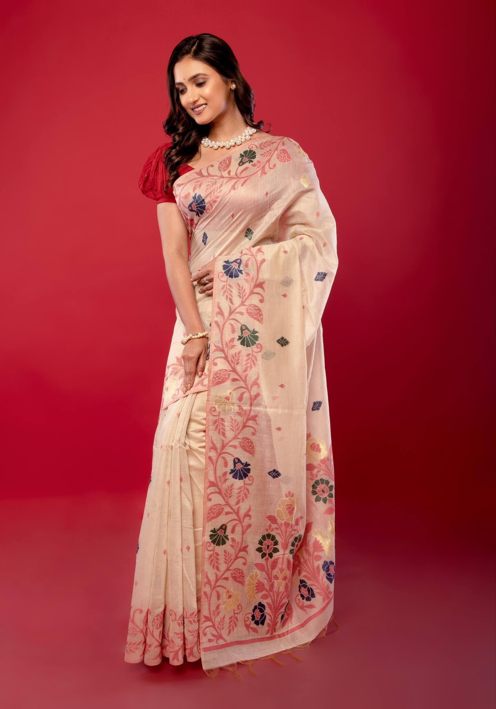Off - White & Pink Handwoven Cotton Jamdani Saree - Anvi Couture