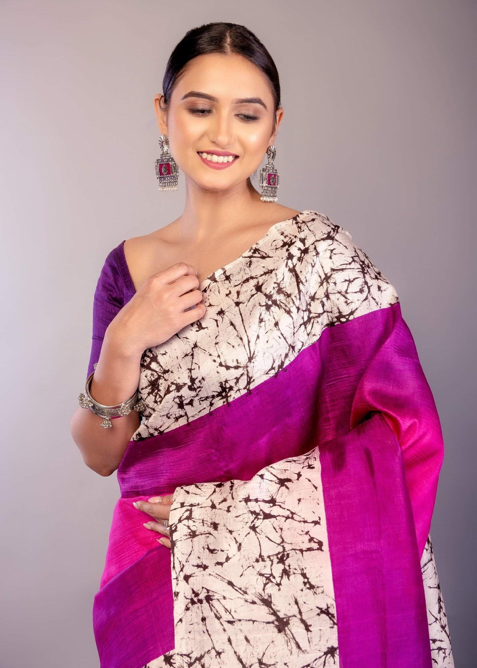 Pink and Purple Ombre Silk Saree with Contrasting White Batik Print Border - Anvi Couture