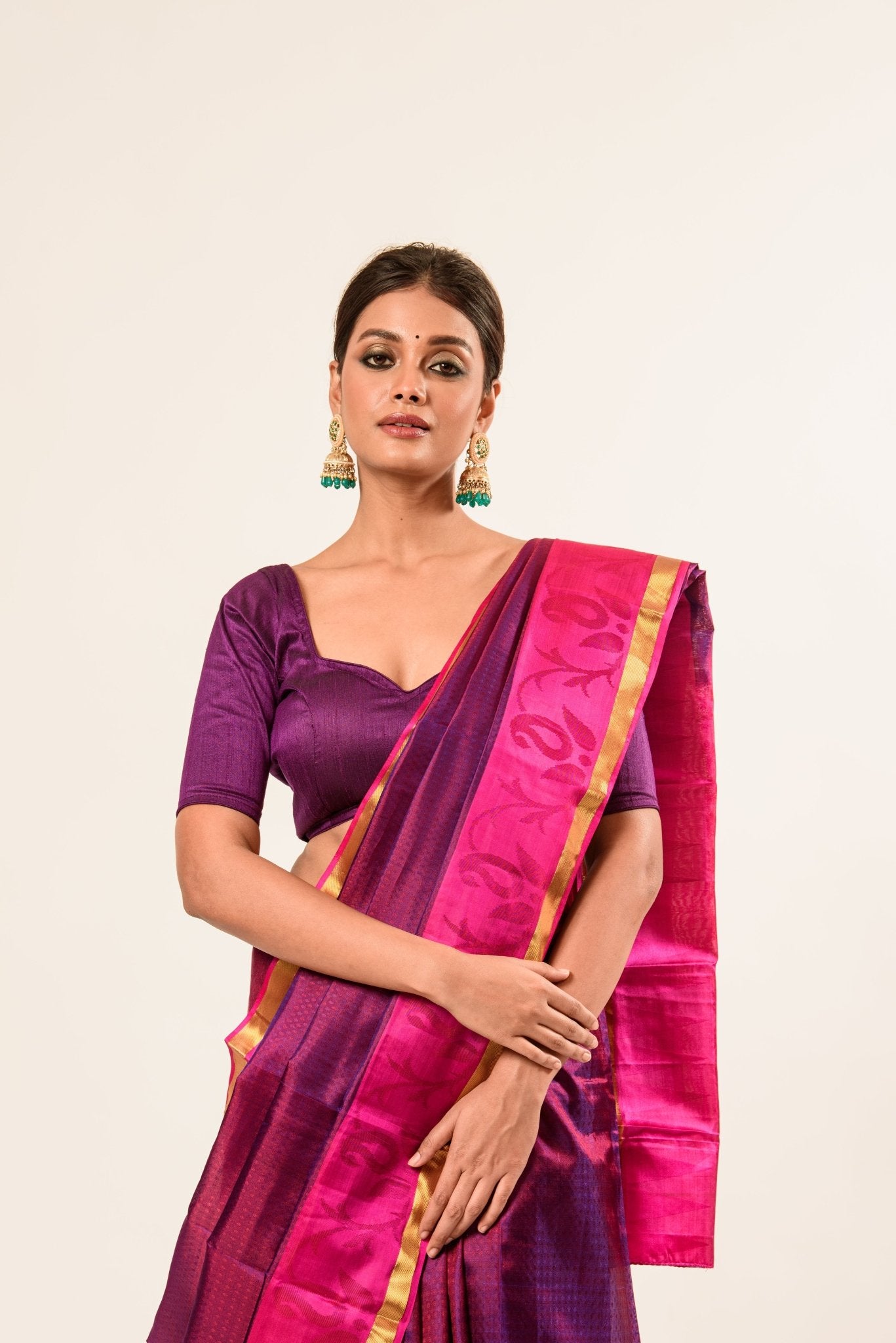 Purple and Pink Kanjivaram Silk Saree With Check Patterns and Mayil Butas - Image 2