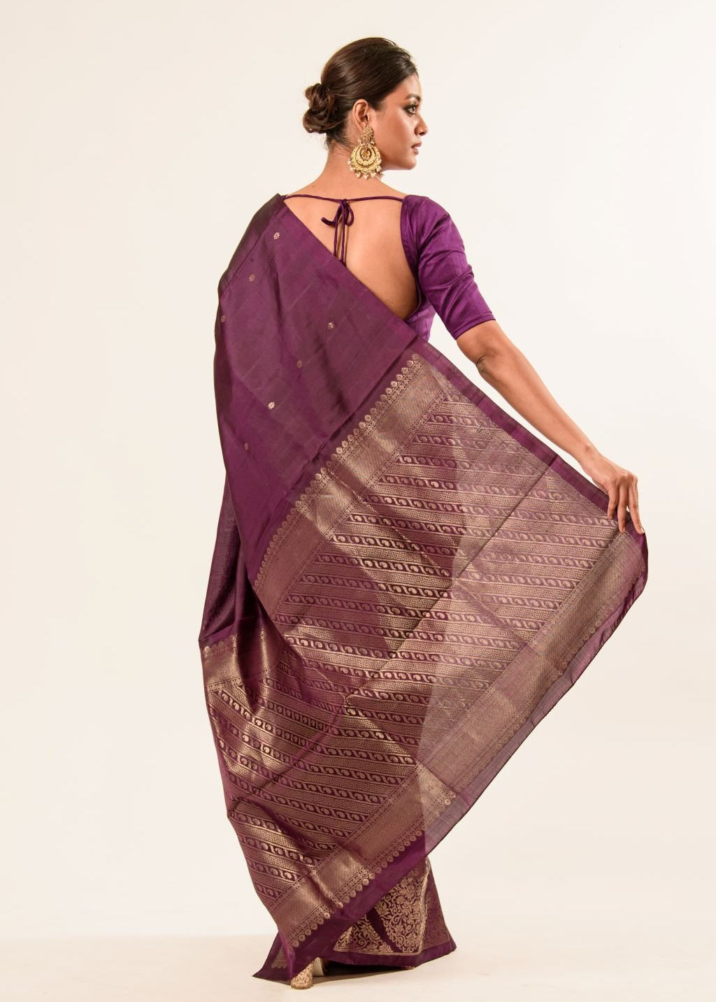 Dark Wine Handwoven Banarasi Silk Saree - Image 3