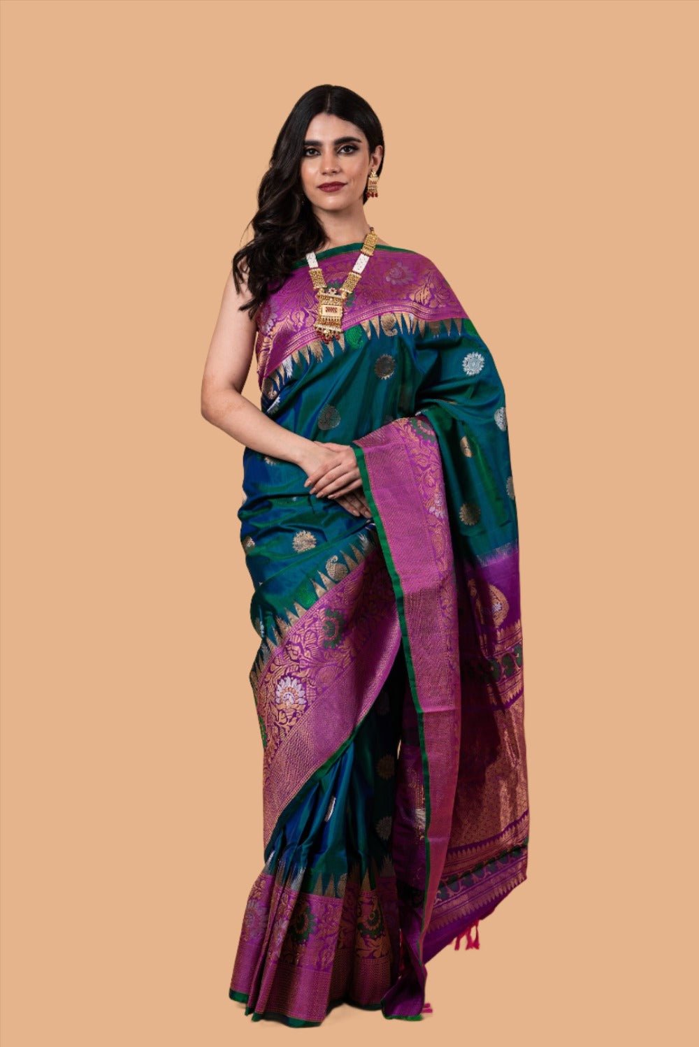 Peacock Green Handwoven Original Gadwal Silk Saree - Anvi Couture - Image 1