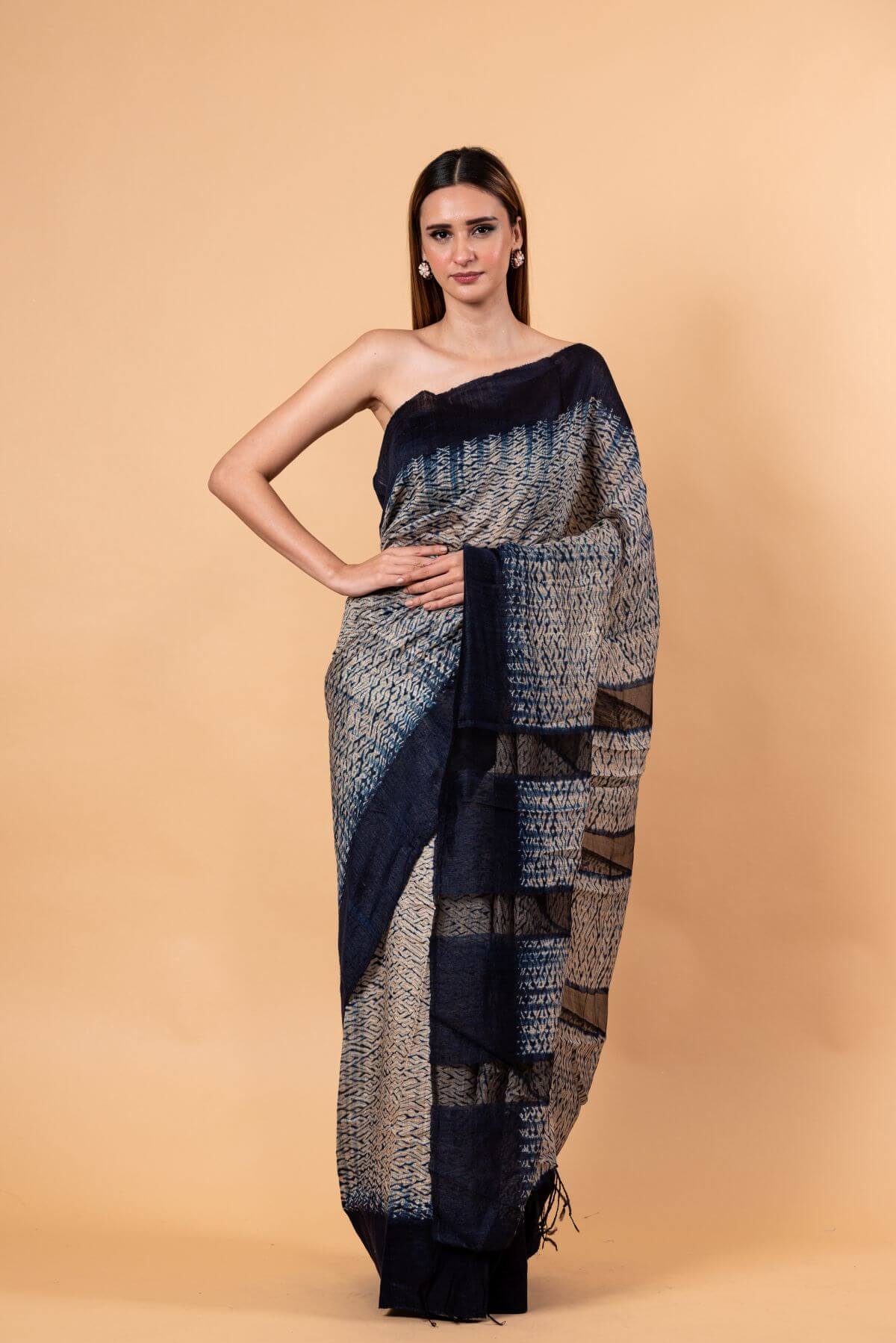 Blue and White Shibhori Handloom Saree in Pure Matka Silk - Image 2