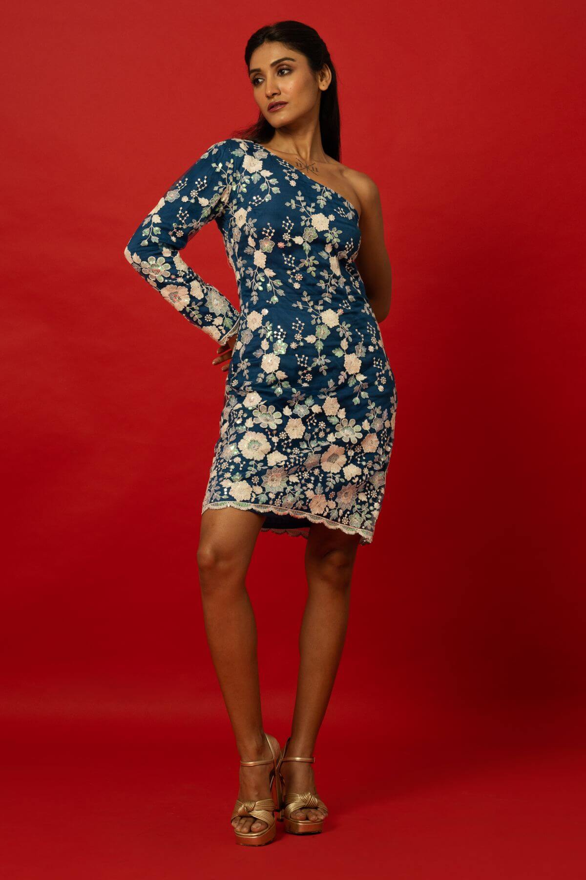 Stylish Blue Net Mini Dress With Sequins For Cocktail Parties M Stylish Blue Net Mini Dress With Sequins For Cocktail Parties M