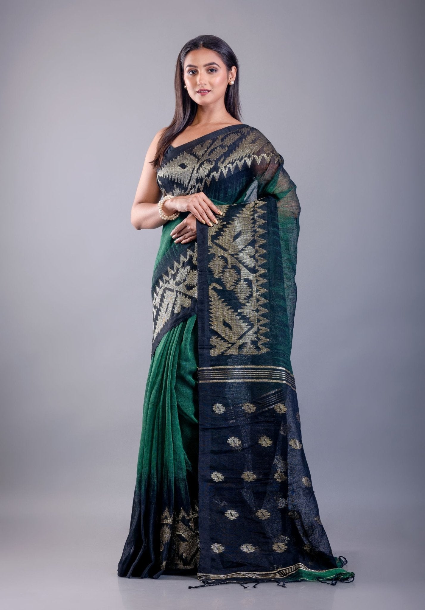 Green and Black Ombre Tant Jamdani with Floral Motifs - Anvi Couture