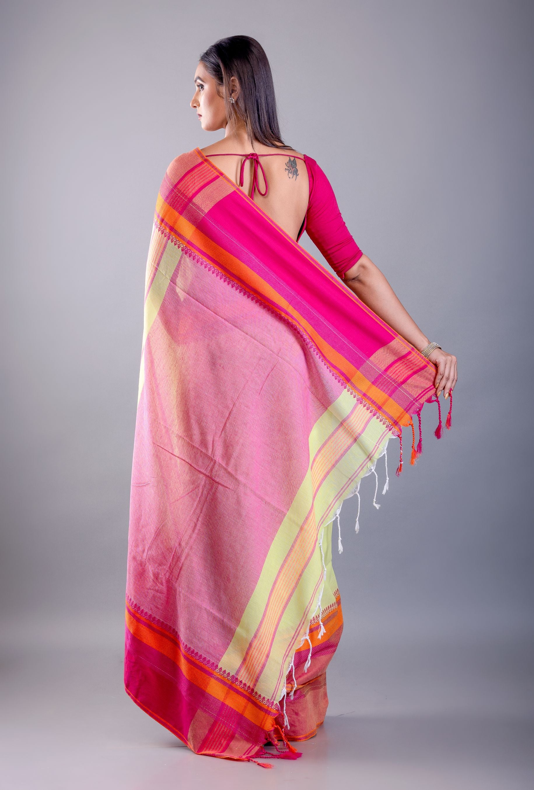Pink and Lemon Green Bengal Cotton Handloom Saree - Image 5
