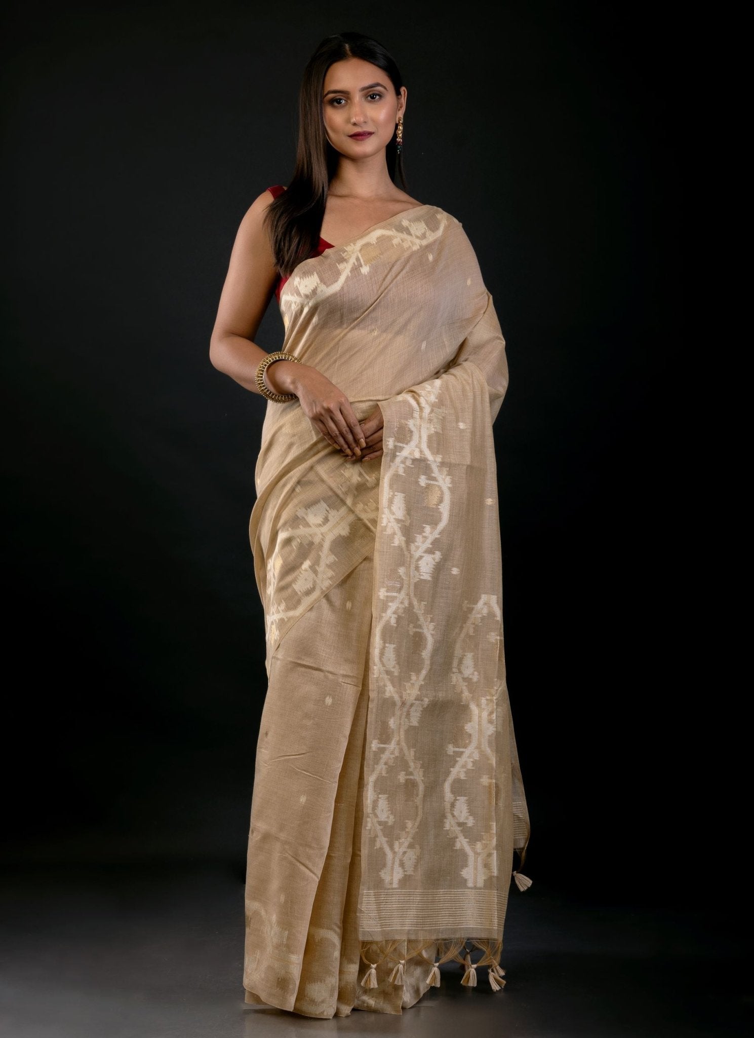 Golden and White Jamdani Saree with floral Motifs - Anvi Couture