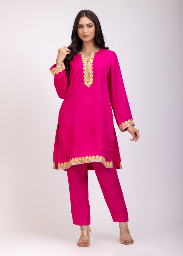Pink Kurta Set With Golden Embroidery Pencil Pant Front