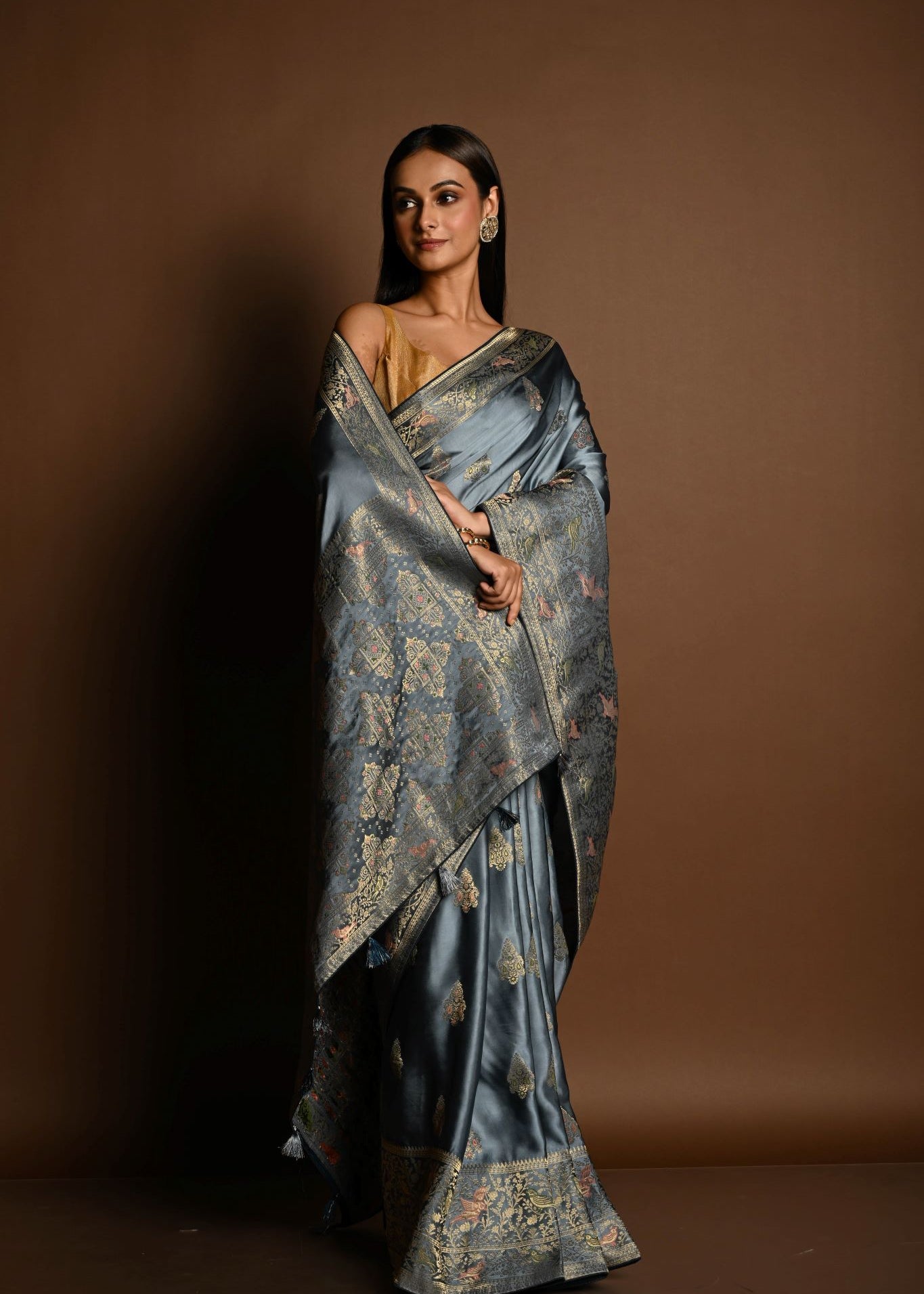 Grey and Gold Meenakari work Satin Silk Handloom Banarasi Saree - Image 2