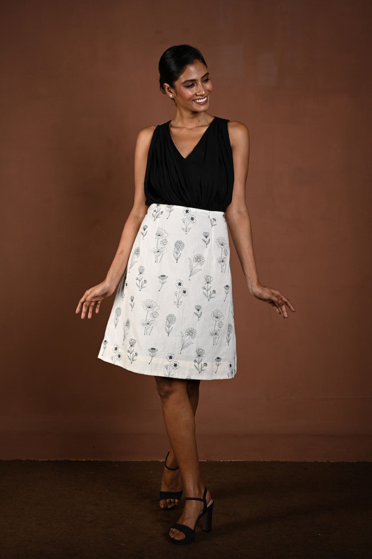 Floral Knee - length Cotton Dress - Anvi Couture