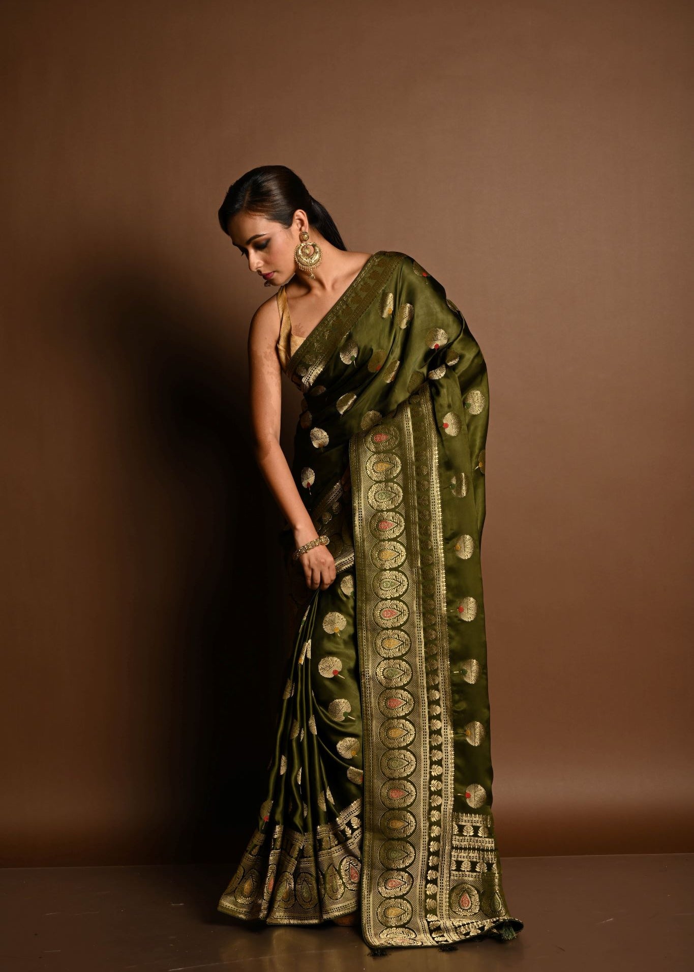Olive Green Satin Silk Handloom Banarasi Saree - Image 3