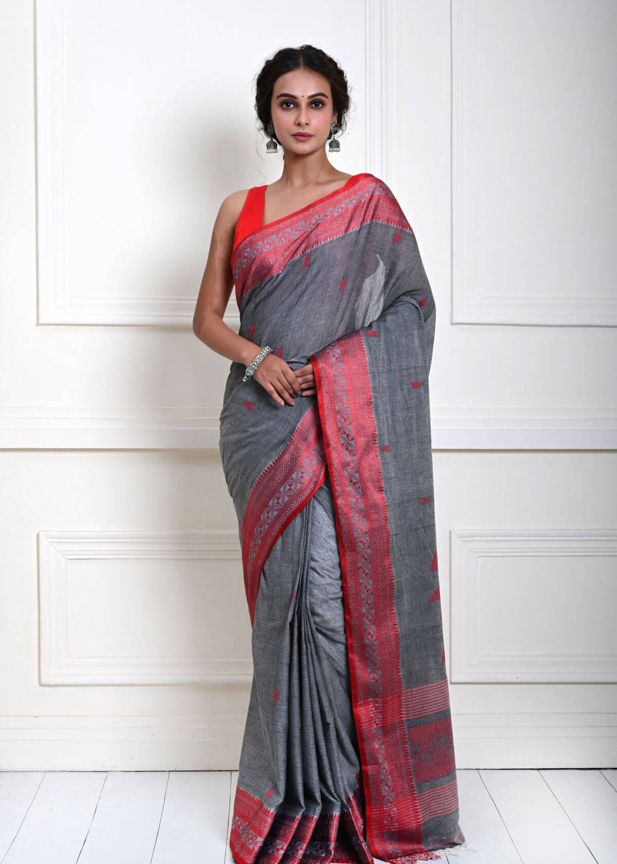 Grey Handloom Saree with Red Border and all-over Buta