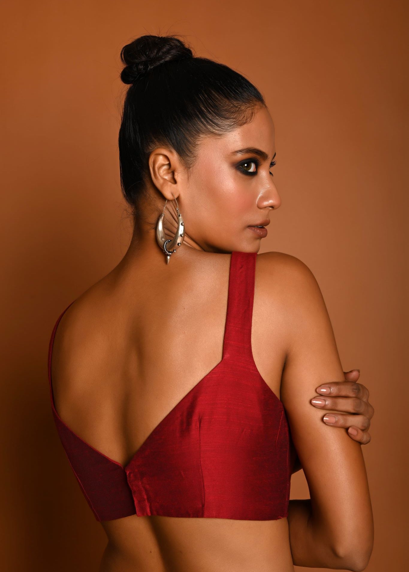 Wine Red Raw Silk Sleeveless Sweetheart Neckline Blouse - Anvi Couture