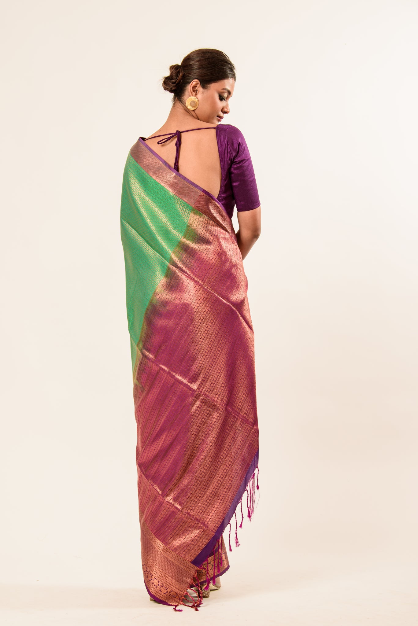 Forest Green Kanjivaram Silk Saree with Magenta Border and all over Zari - Image 5