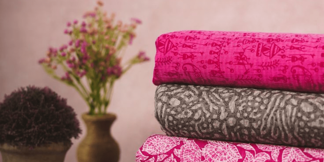 How to Store Sarees to Get Rid of Bad Smell - Anvi Couture