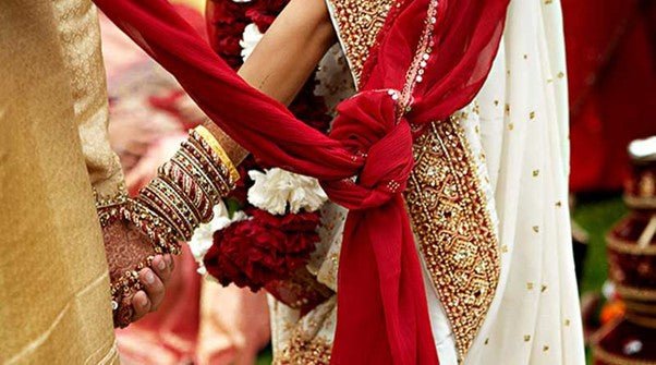 15 Most Important Rituals in a Bengali Wedding – Complete Guide - Anvi Couture