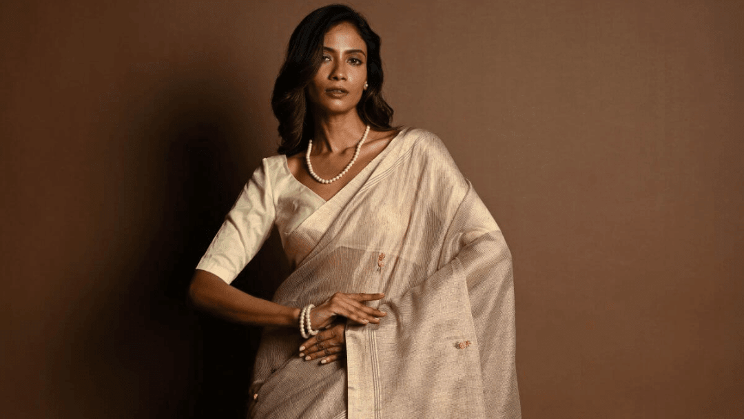 What Kind of Sarees You Should Pack for Your Business Trip - Anvi Couture