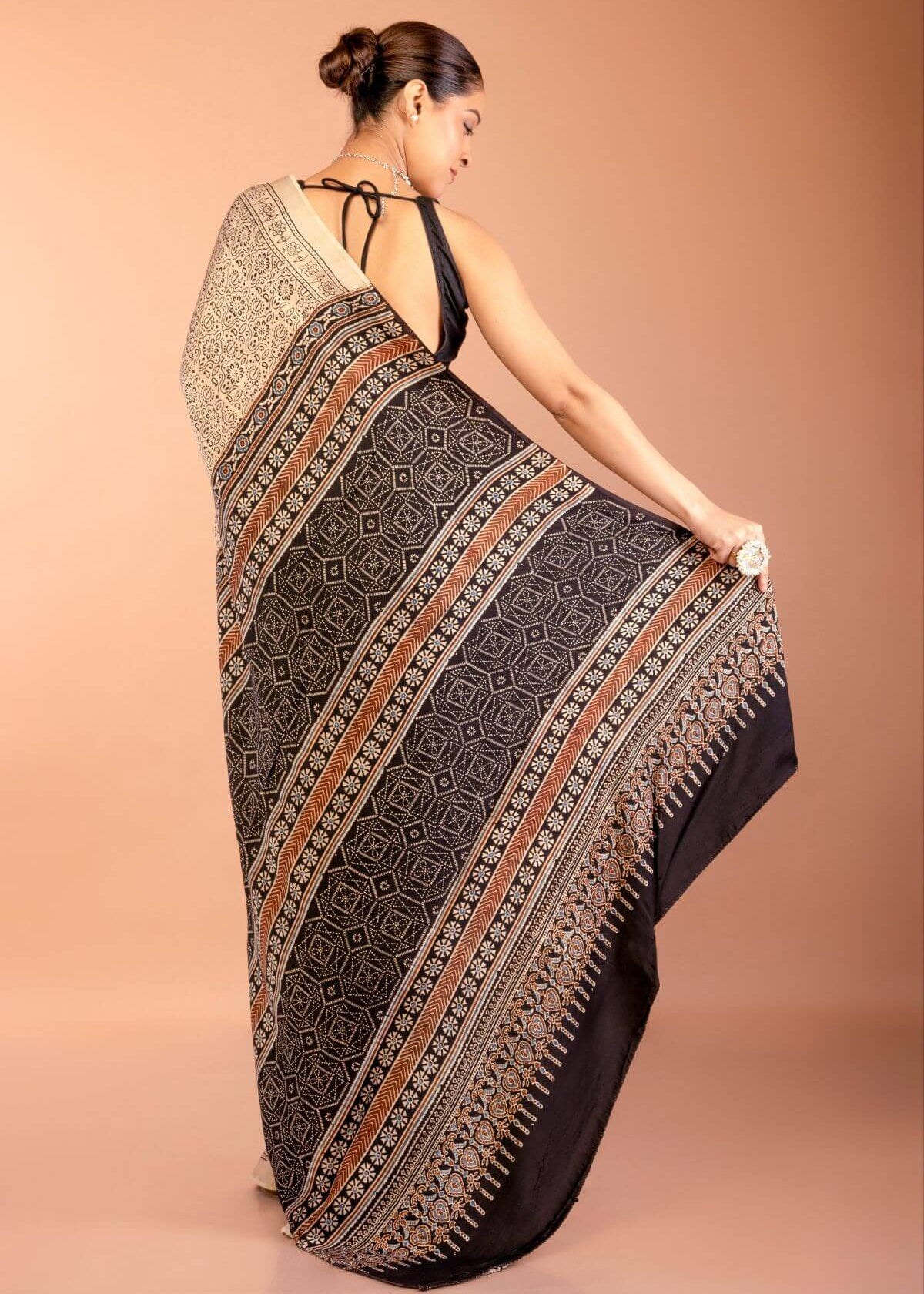Off-White Modal Silk Ajrakh Saree with Black Contrast Pallu