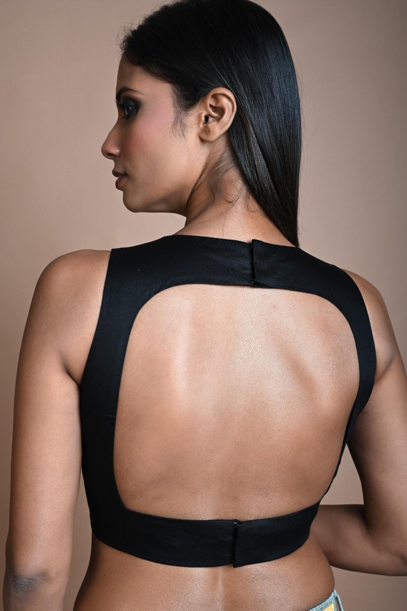 Black Sleeveless blouse with V Neck Neckline - Image 4
