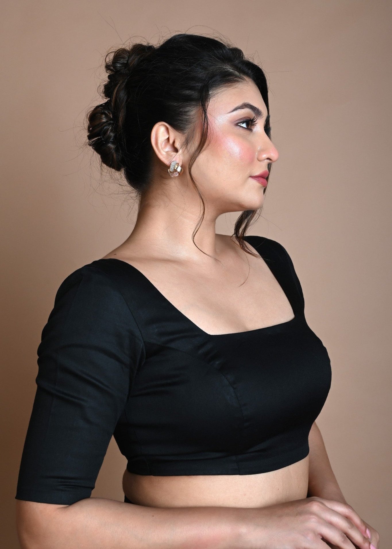 Black Half Sleeve Blouse in Cotton with Square Neckline - Image 4