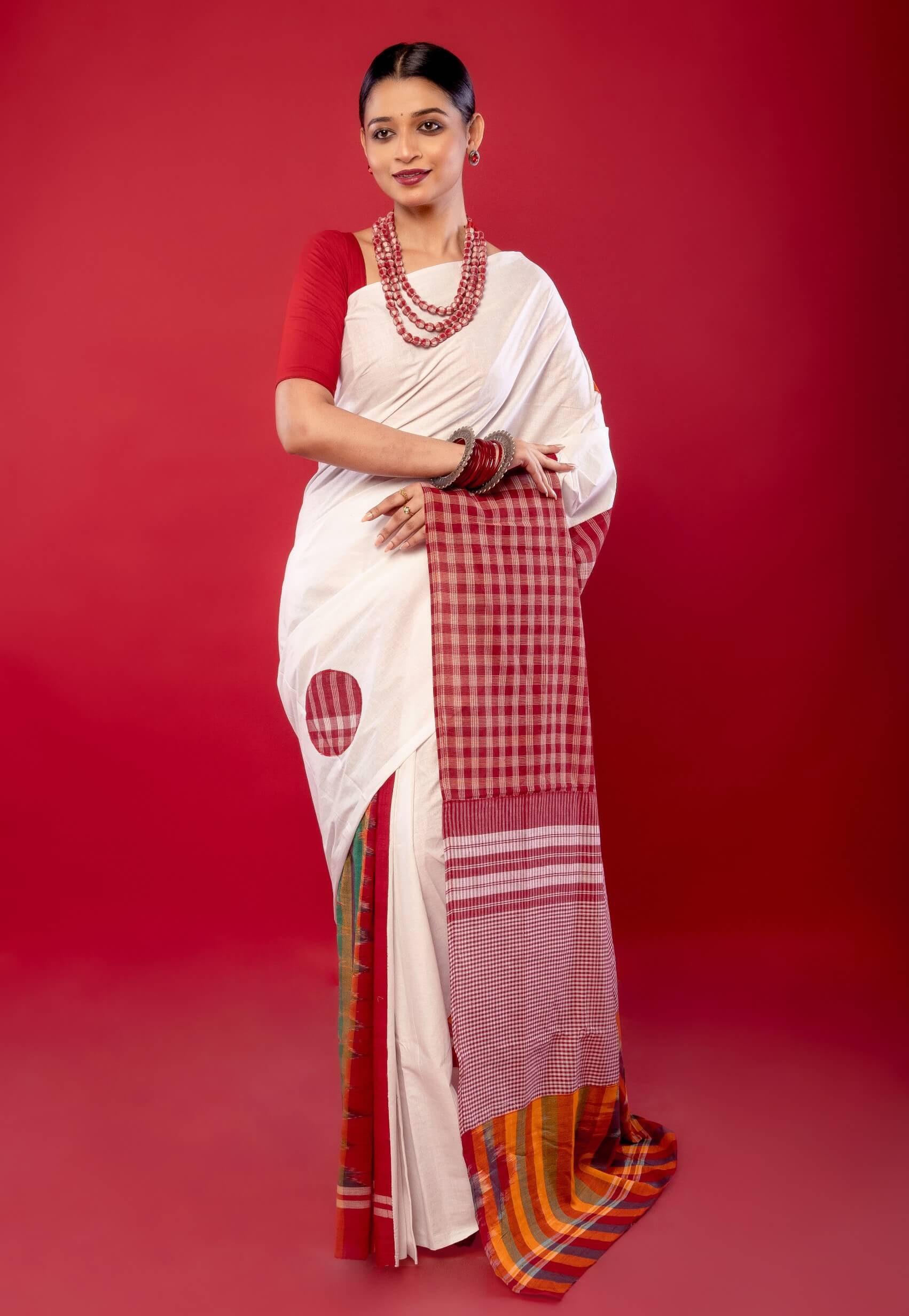 White Cotton Saree with Contrasting Gamcha Print Pallu - Anvi Couture