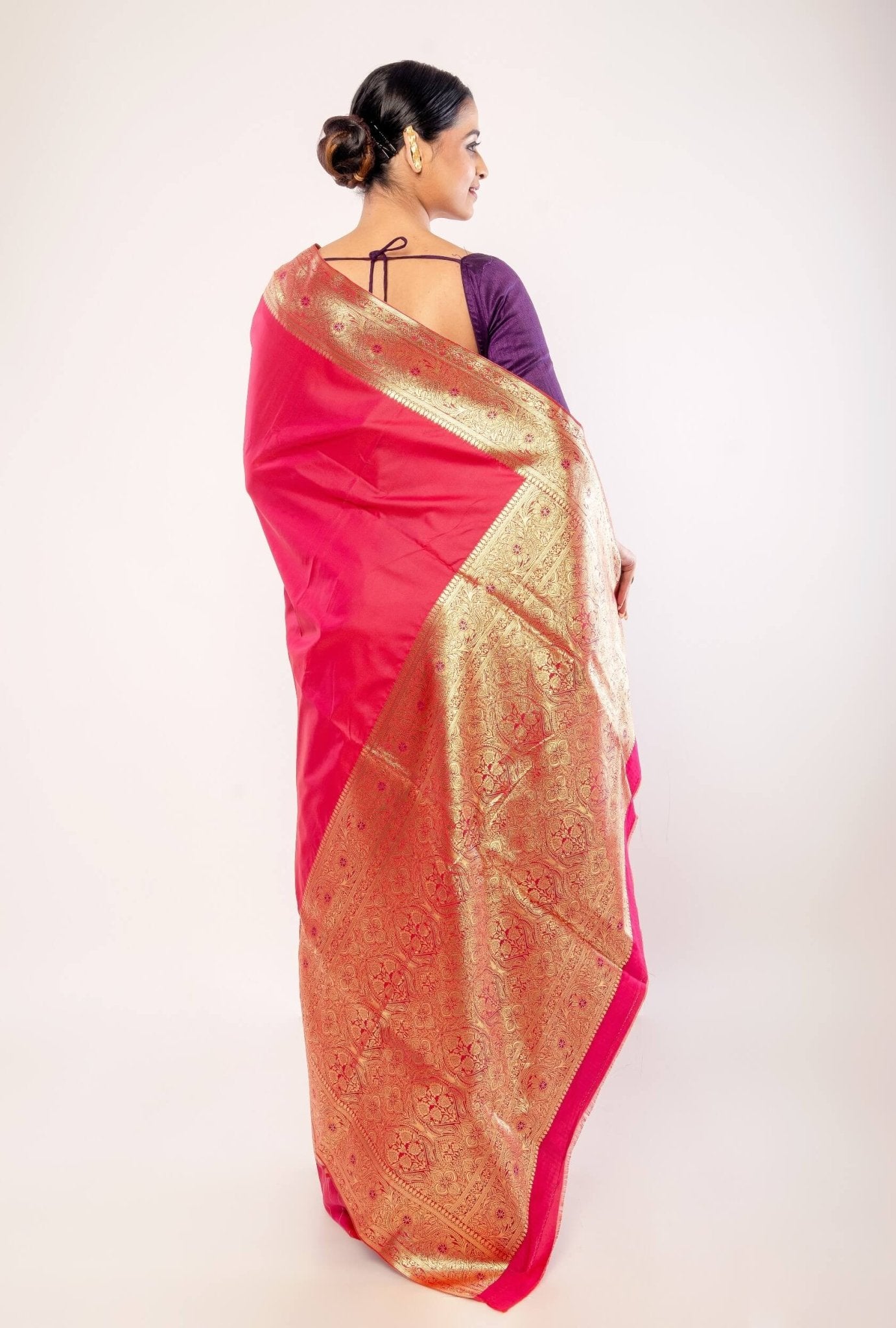 Pink Art silk Saree with Contrasting Gold Zari Border - Anvi Couture