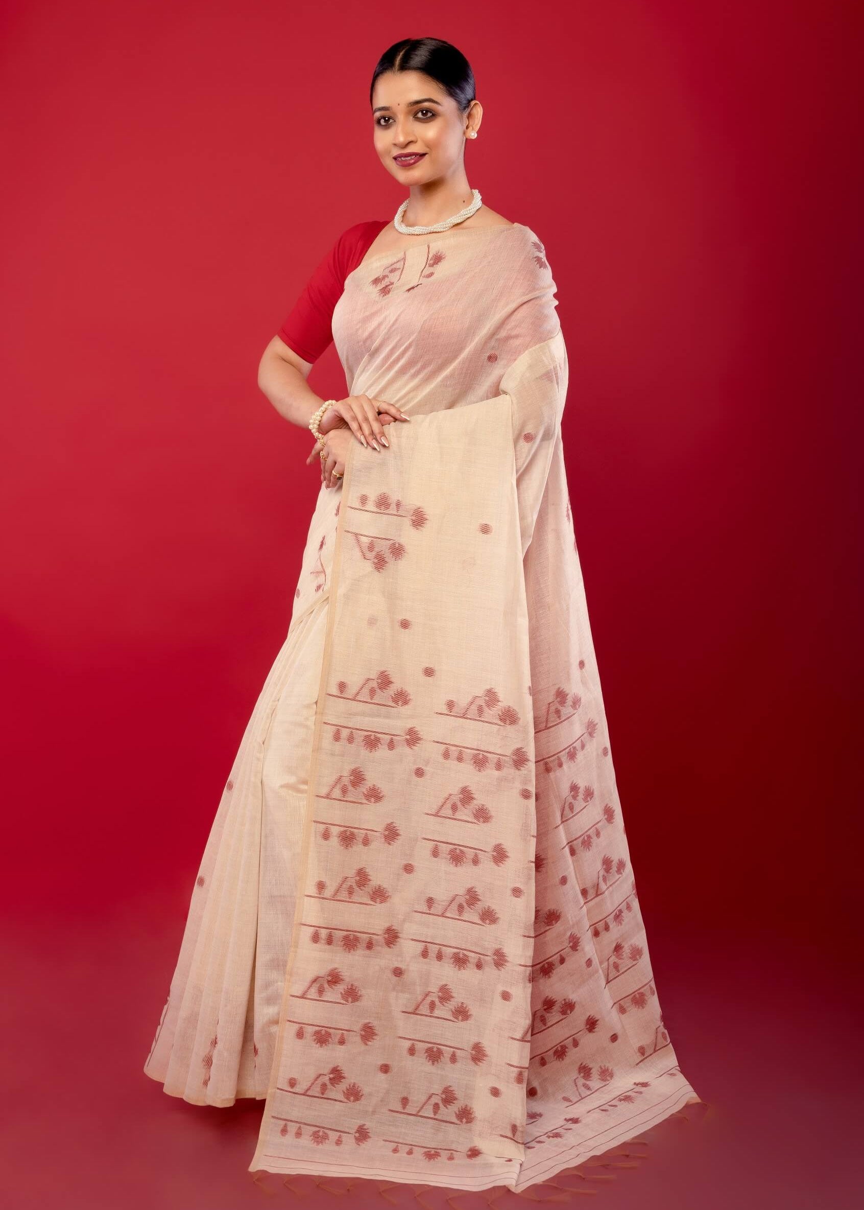 Red and White Handloom Dhakai Jamdani Cotton Saree - Anvi Couture