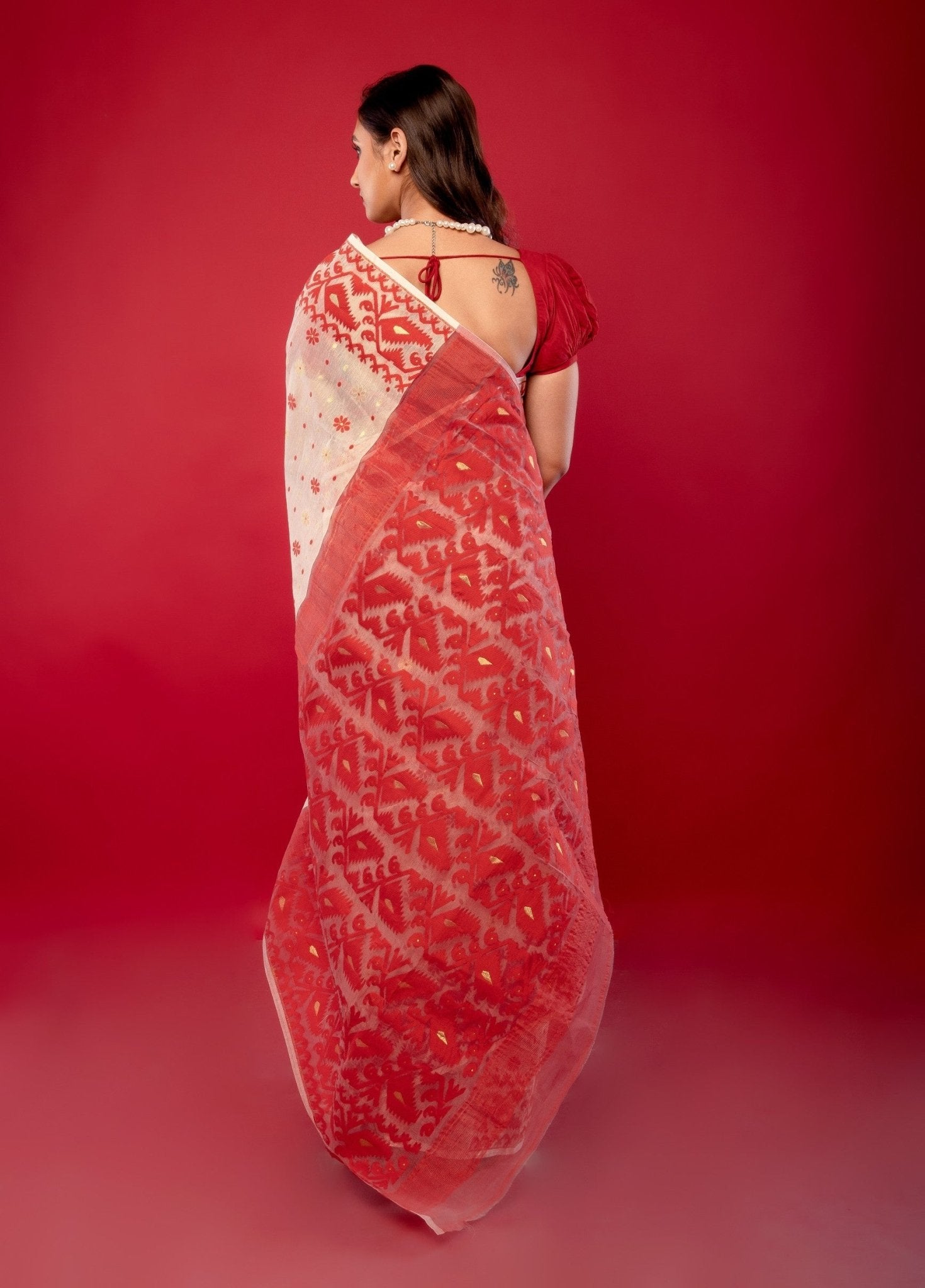 White & Red Traditional Bangladeshi Dhakai Jamdani Saree - Anvi Couture