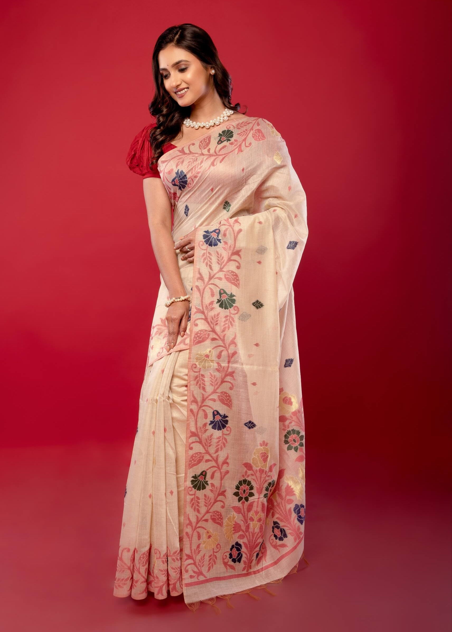 Off - White & Pink Handwoven Cotton Jamdani Saree - Anvi Couture