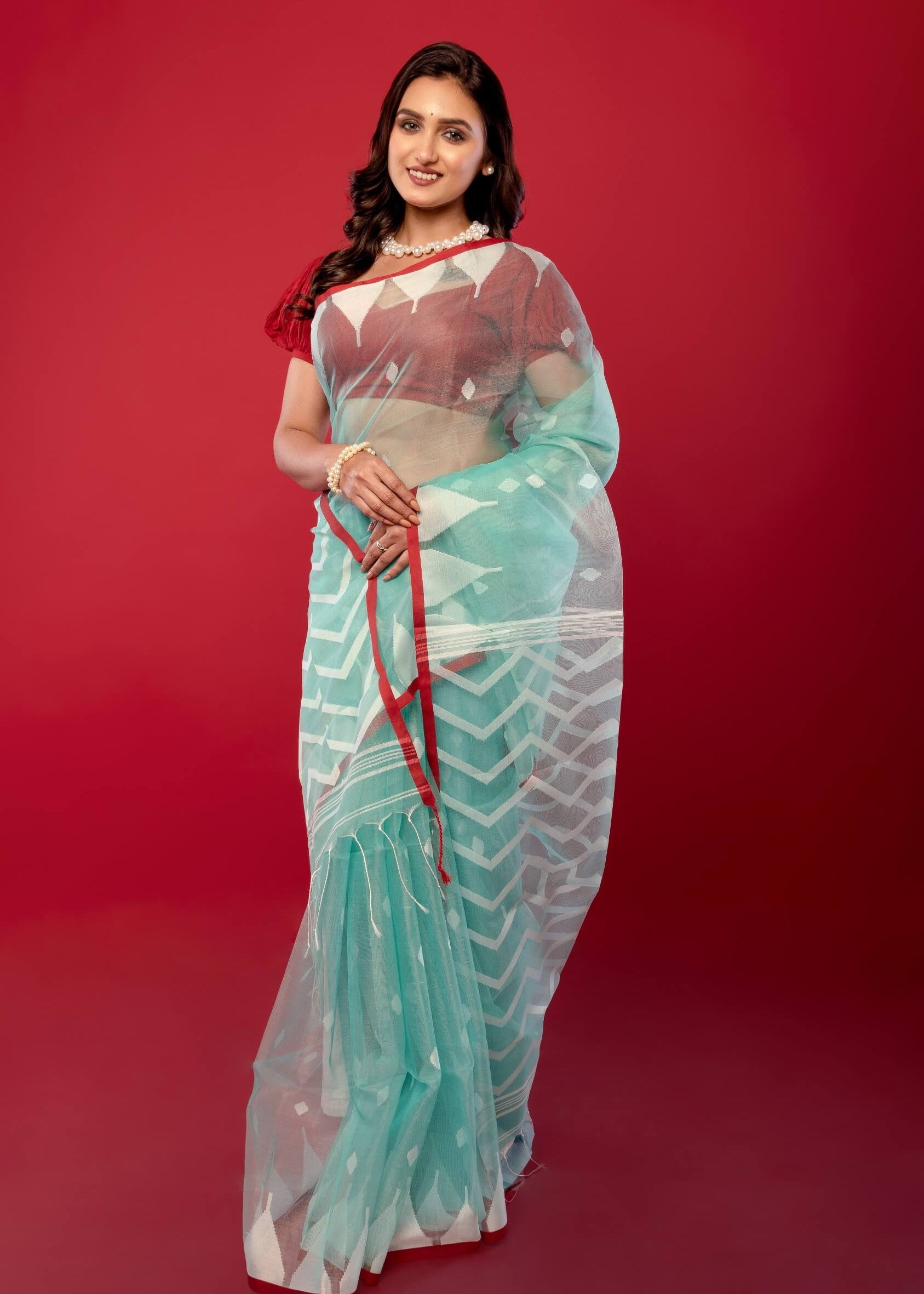 Blue & Red Handloom Muslin Silk Jamdani Saree - Elegant Handcrafted Sarees - Anvi Couture