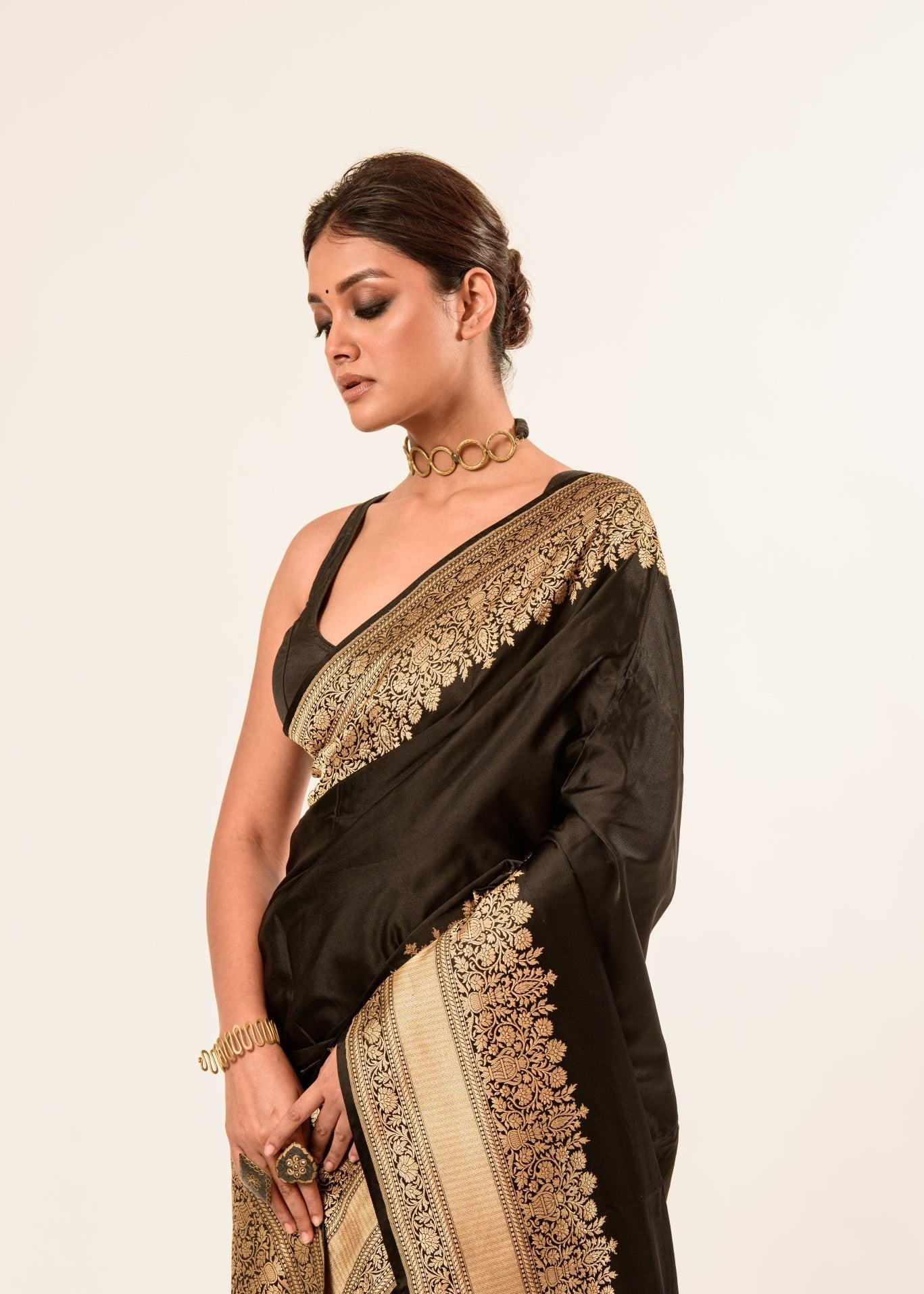 Gold Broad Border Katan Silk Handwoven Banarasi Saree - Image 3