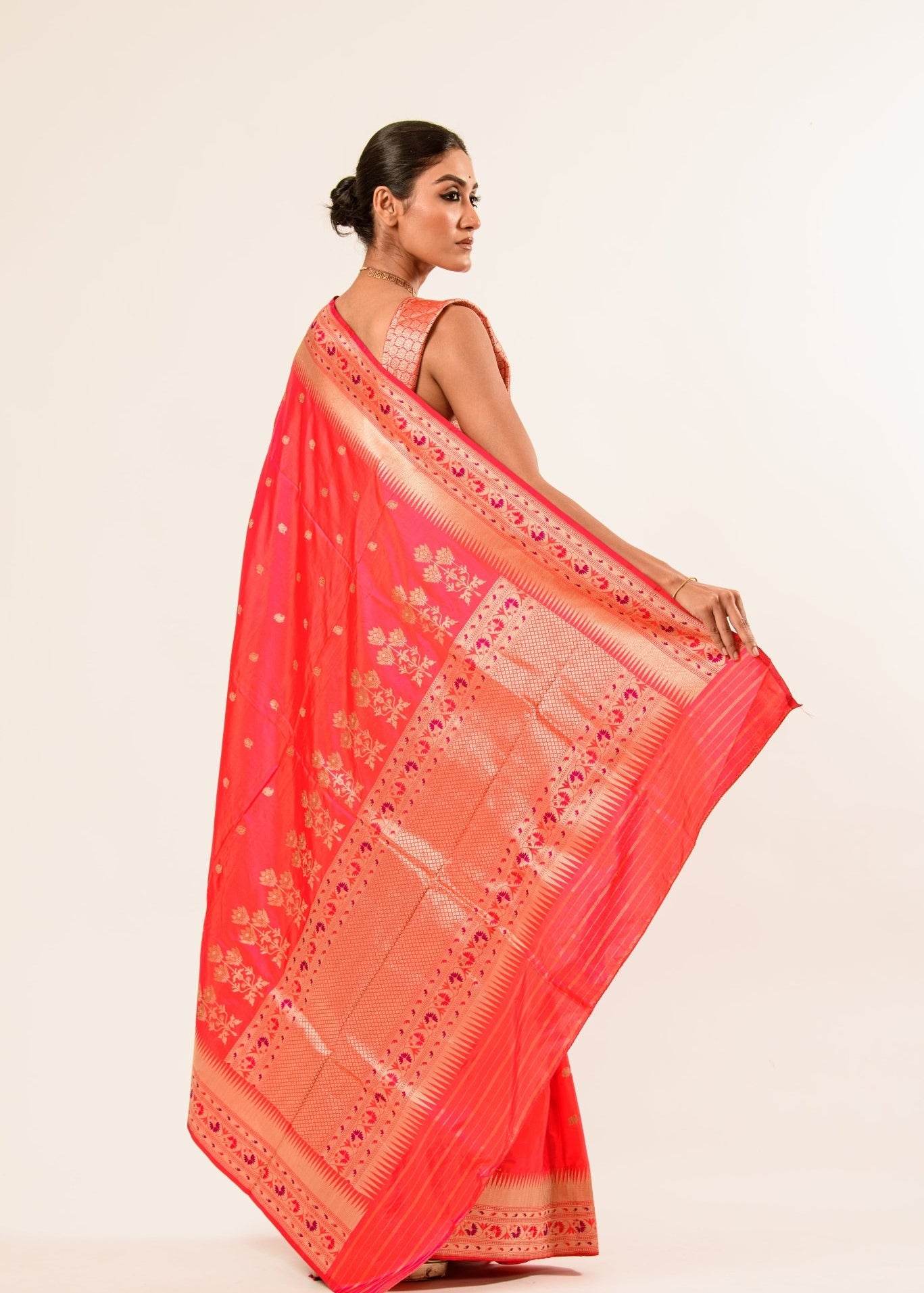 Peach Paithani Katan Handwoven Banarasi Saree - Anvi Couture