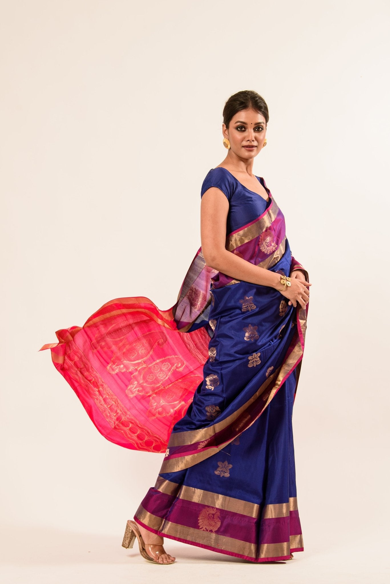 Midnight Blue Kanchipuram Silk Saree with Mayil Buttas Weaving - Anvi Couture