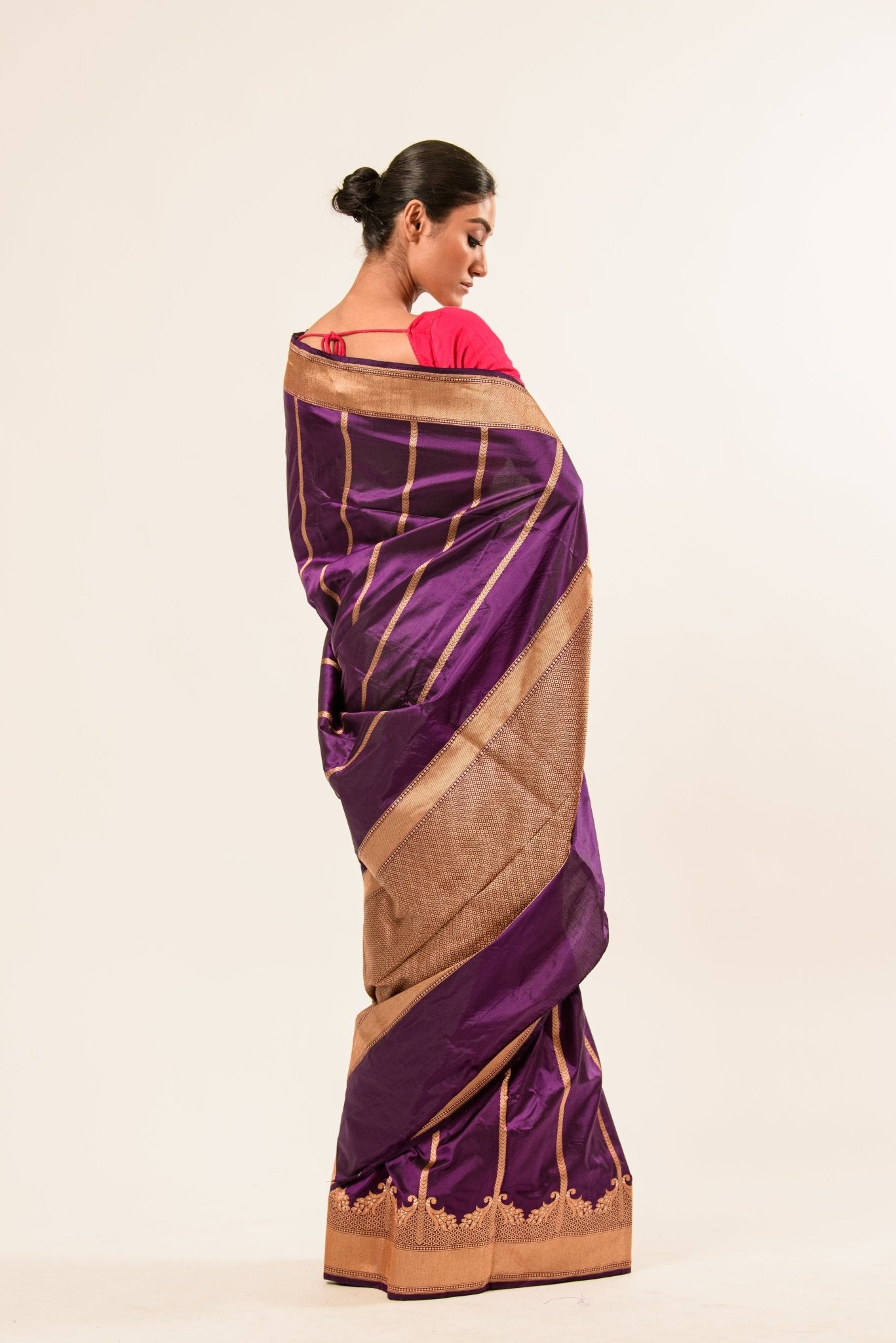 Gold Border Purple Color Katan Silk Handwoven Banarasi Saree - Image 3