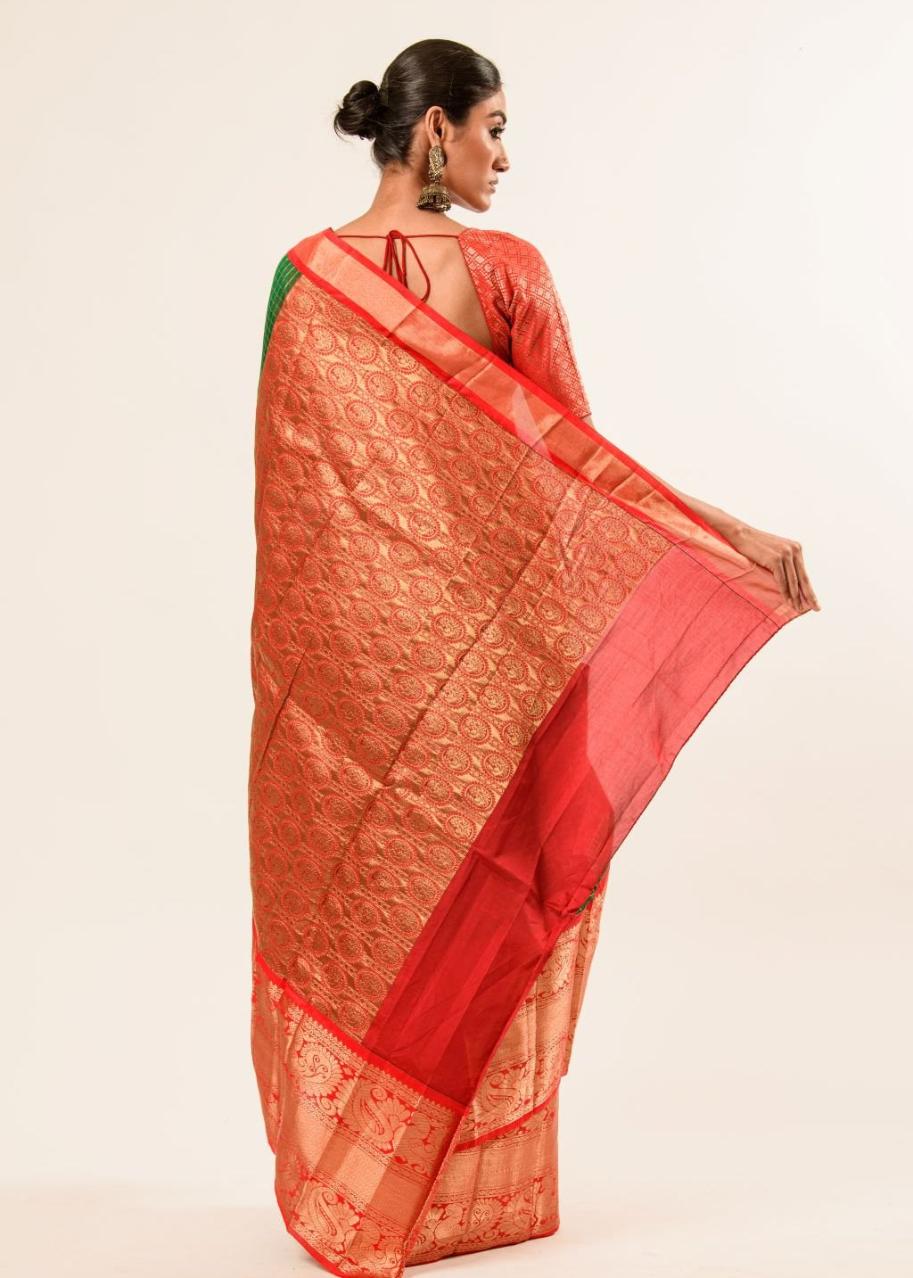 Green Mangalagiri Cotton Silk Zari Check Saree with Red Border - Image 4