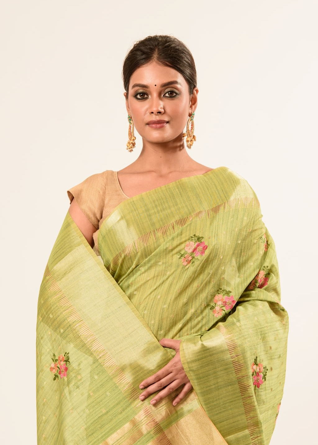 Light Green Embroidered Linen Saree with Unstitch Blouse - Image 3