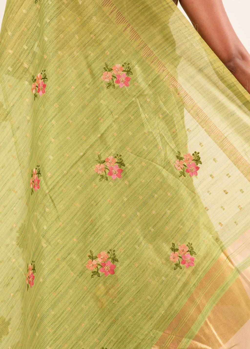 Light Green Embroidered Linen Saree with Unstitch Blouse - Image 5