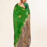 Green Borderless Authentic Kanjivaram Pure Silk Saree with Grey Contrast Pallu - Anvi Couture