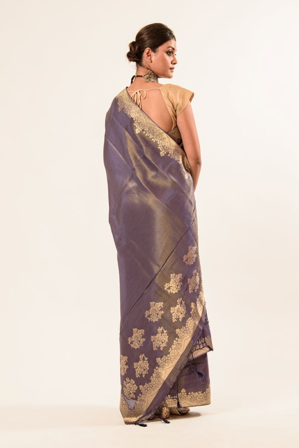 Gray Shimmer Tissue Saree with Matt Gold Floral Handwork Pallu and Border - Image 3