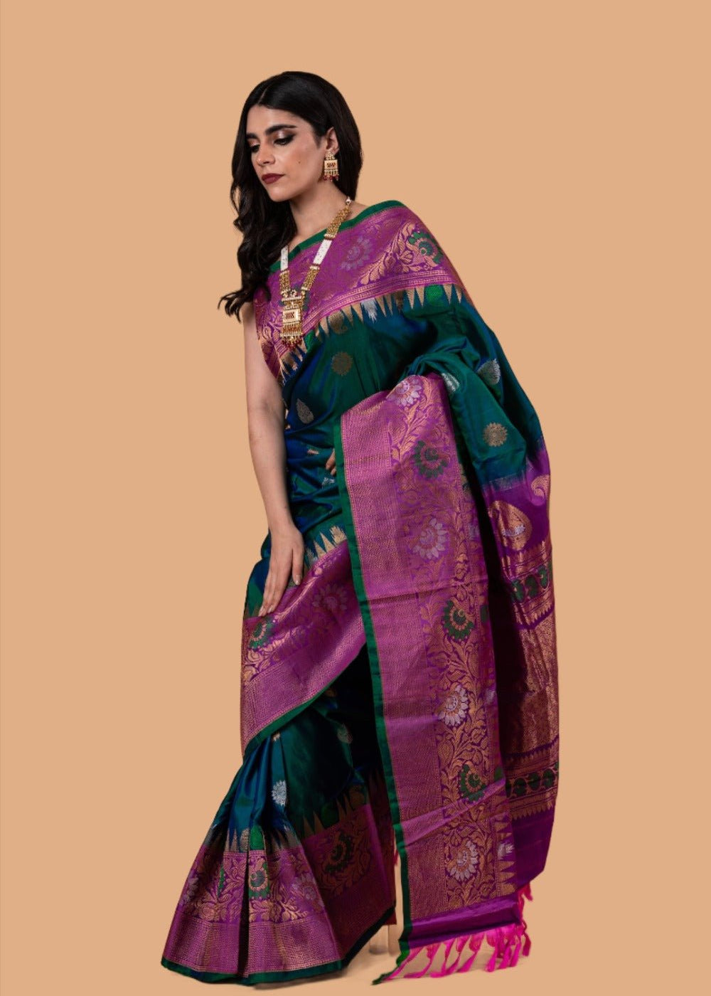 Peacock Green Handwoven Original Gadwal Silk Saree - Anvi Couture - Image 4