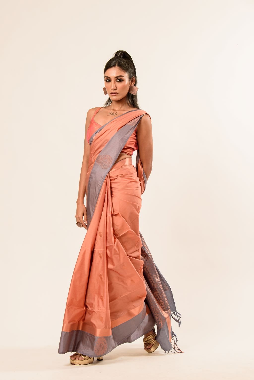 Peach Kanjivaram Silk Saree with Gray Border - Anvi Couture