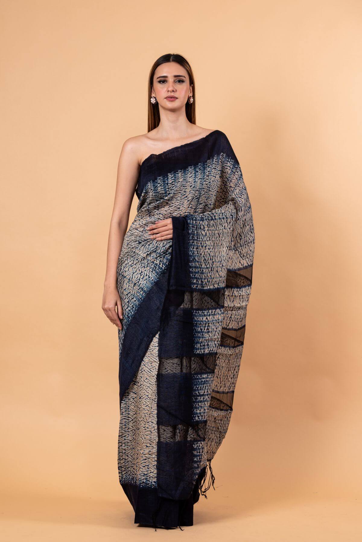 Blue and White Shibhori Handloom Saree in Pure Matka Silk - Image 2