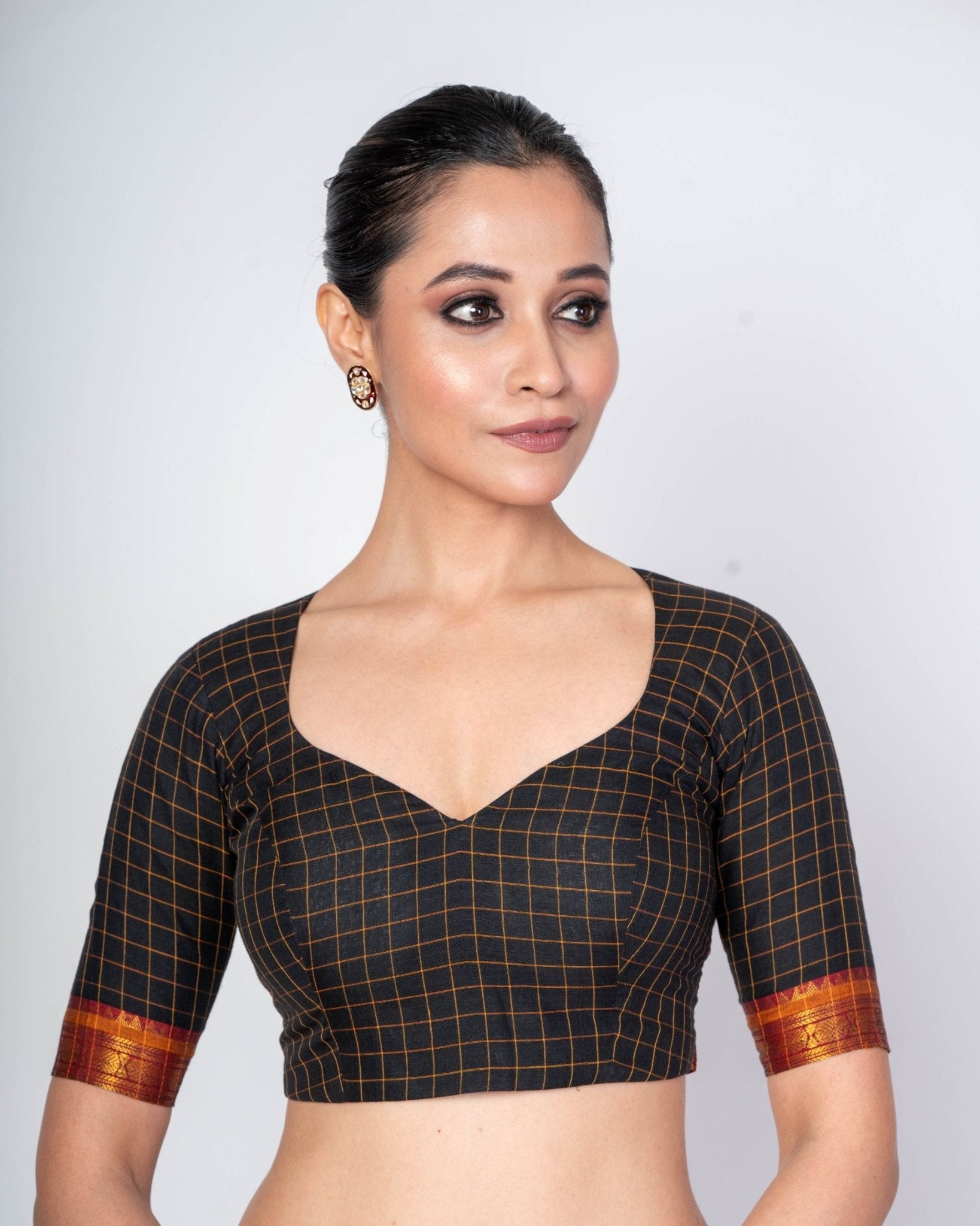 Black Blouse with Sweetheart Neck in Mangalgiri Cotton Silk & Zari Border - Anvi Couture