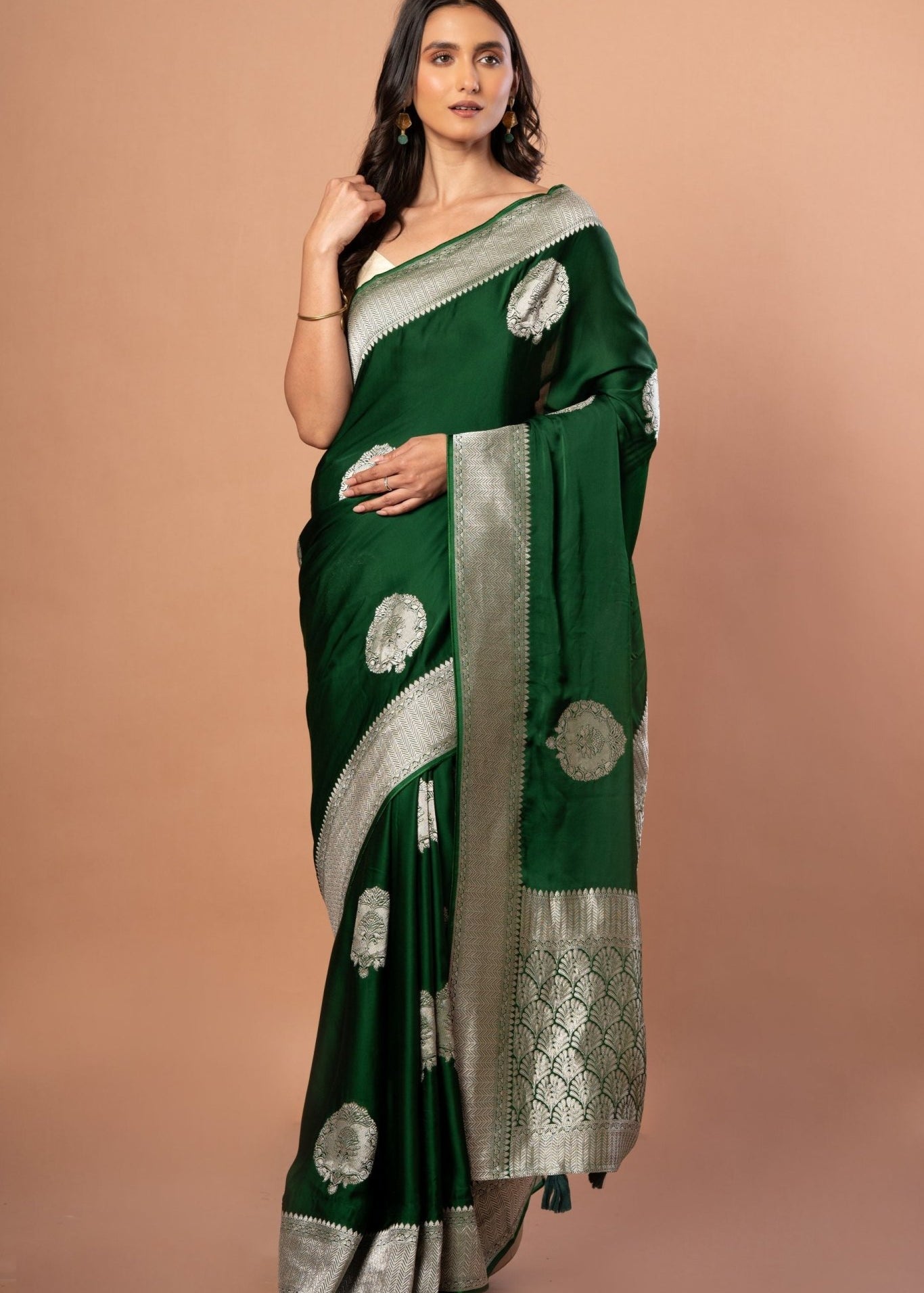 Green Handwoven Pure Mashru Banarasi Satin Silk Saree - Anvi Couture