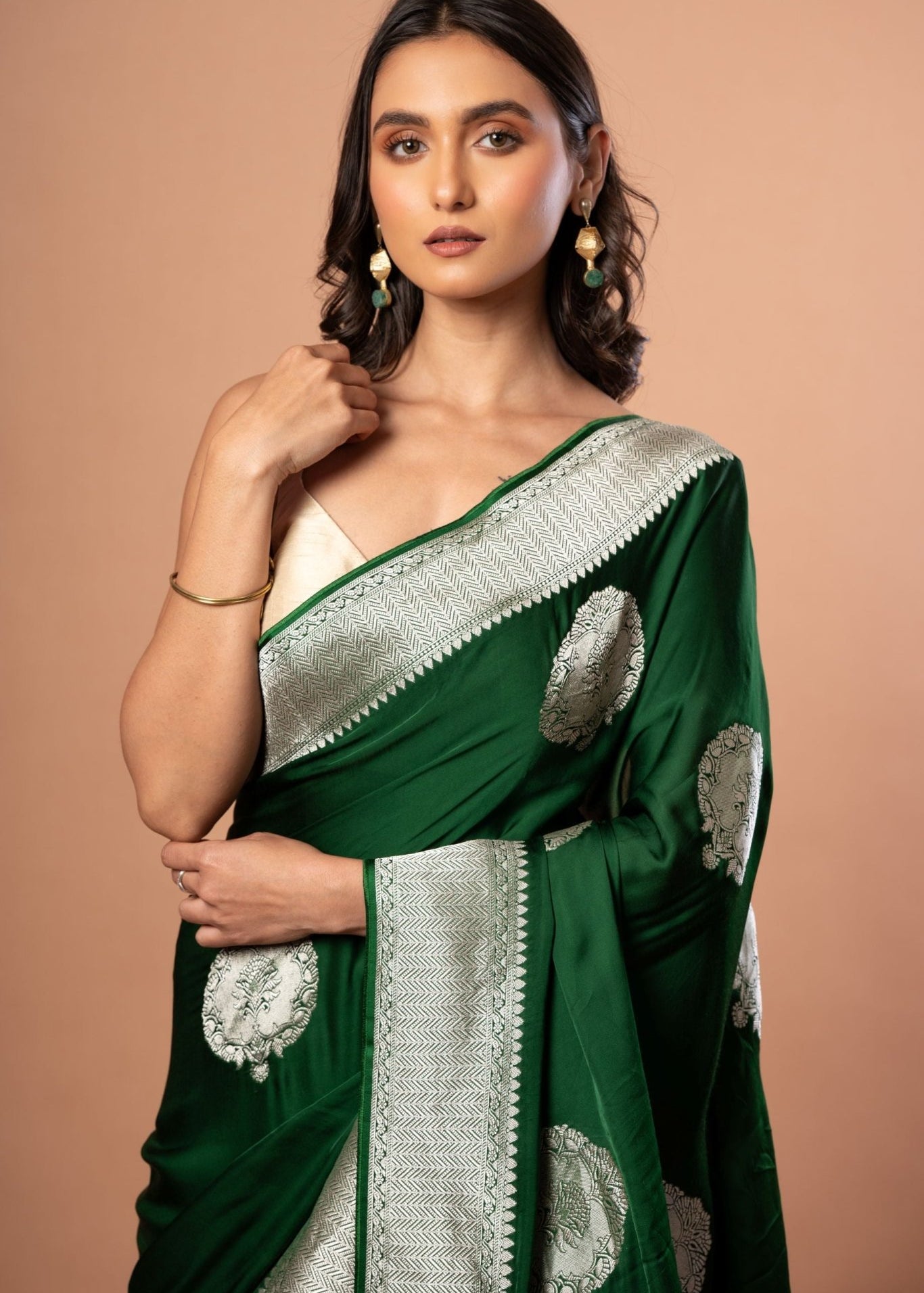 Green Handwoven Pure Mashru Banarasi Satin Silk Saree - Anvi Couture