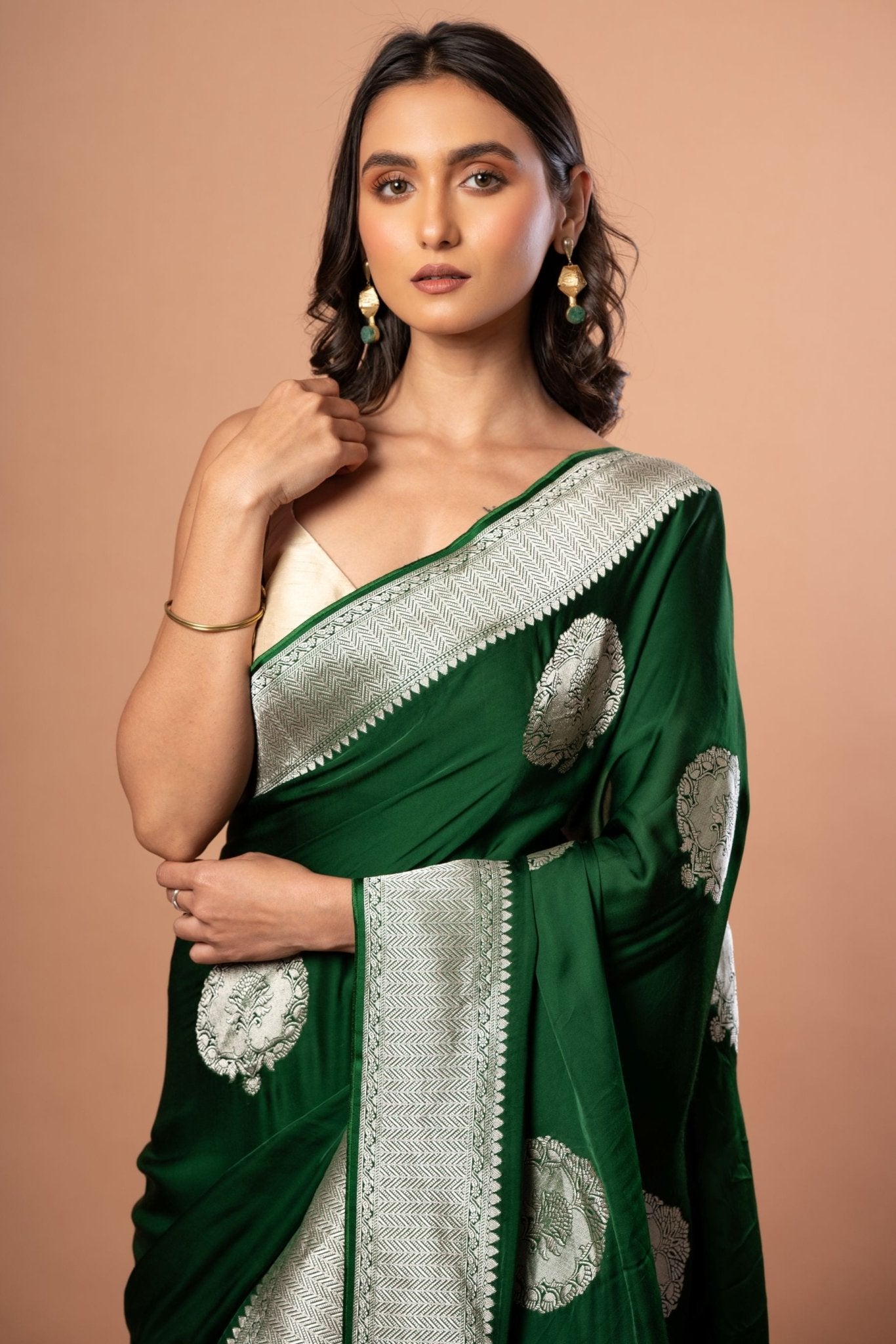 Green Handwoven Pure Mashru Banarasi Satin Silk Saree - Anvi Couture