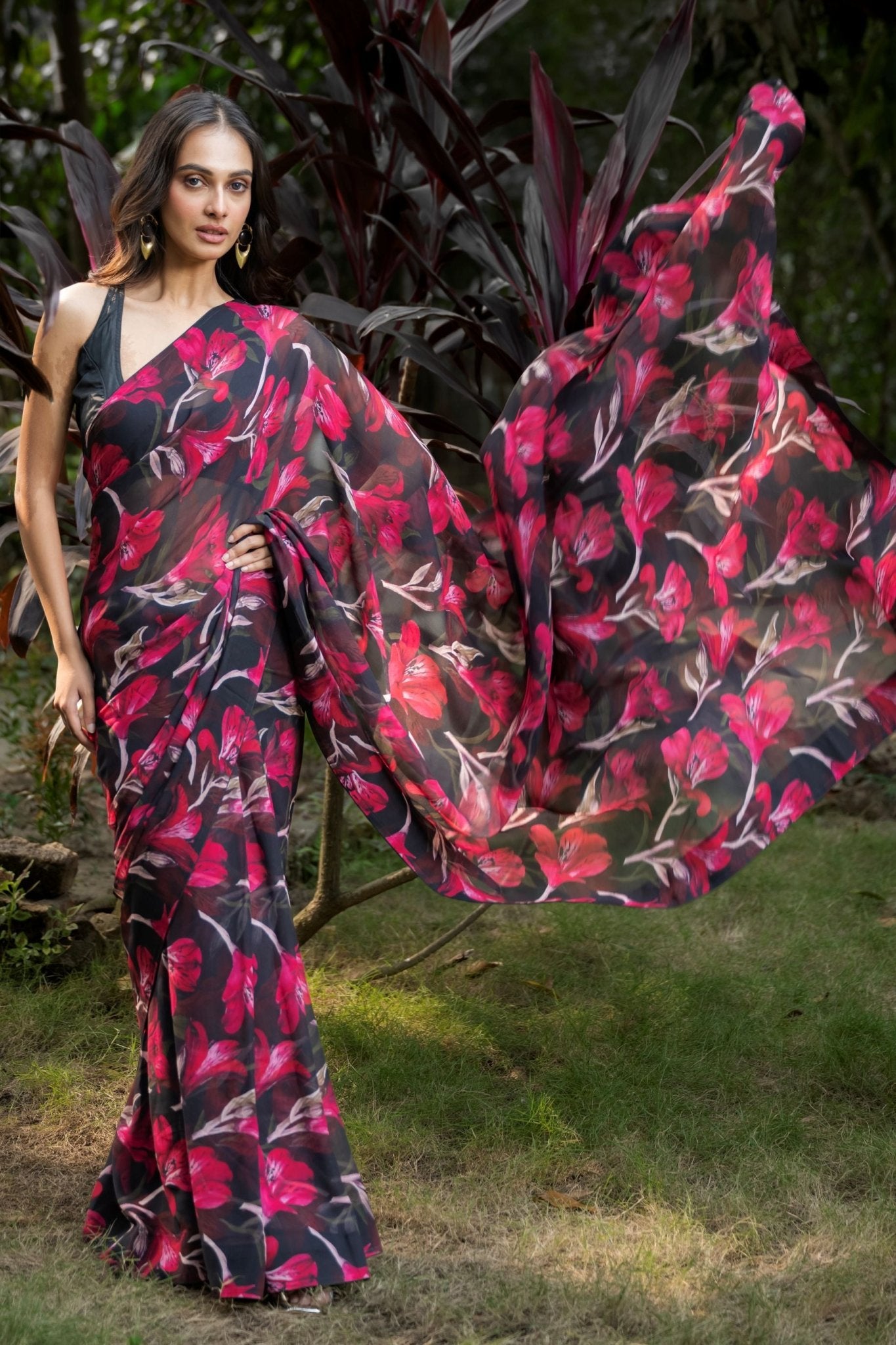 Black and Pink Floral Printed Georgette Saree - Anvi Couture